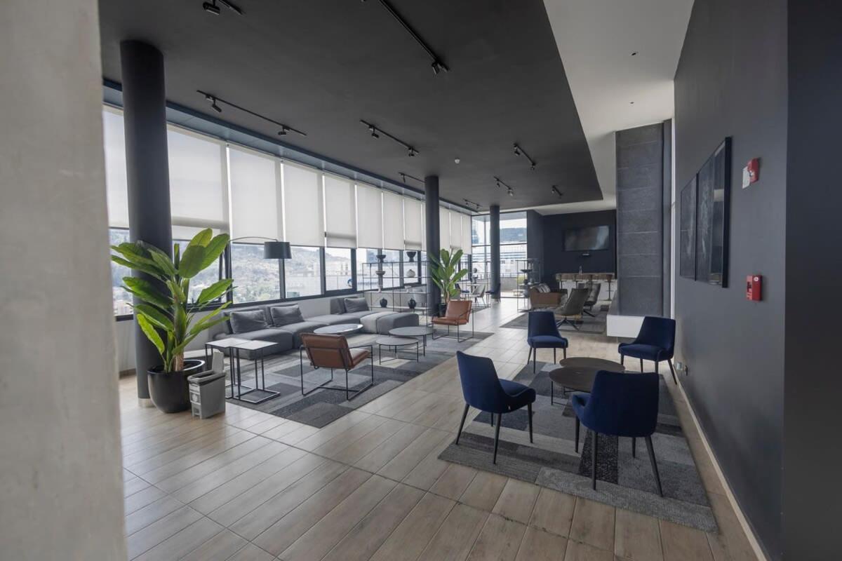 2B2B steps away from Costanera Center