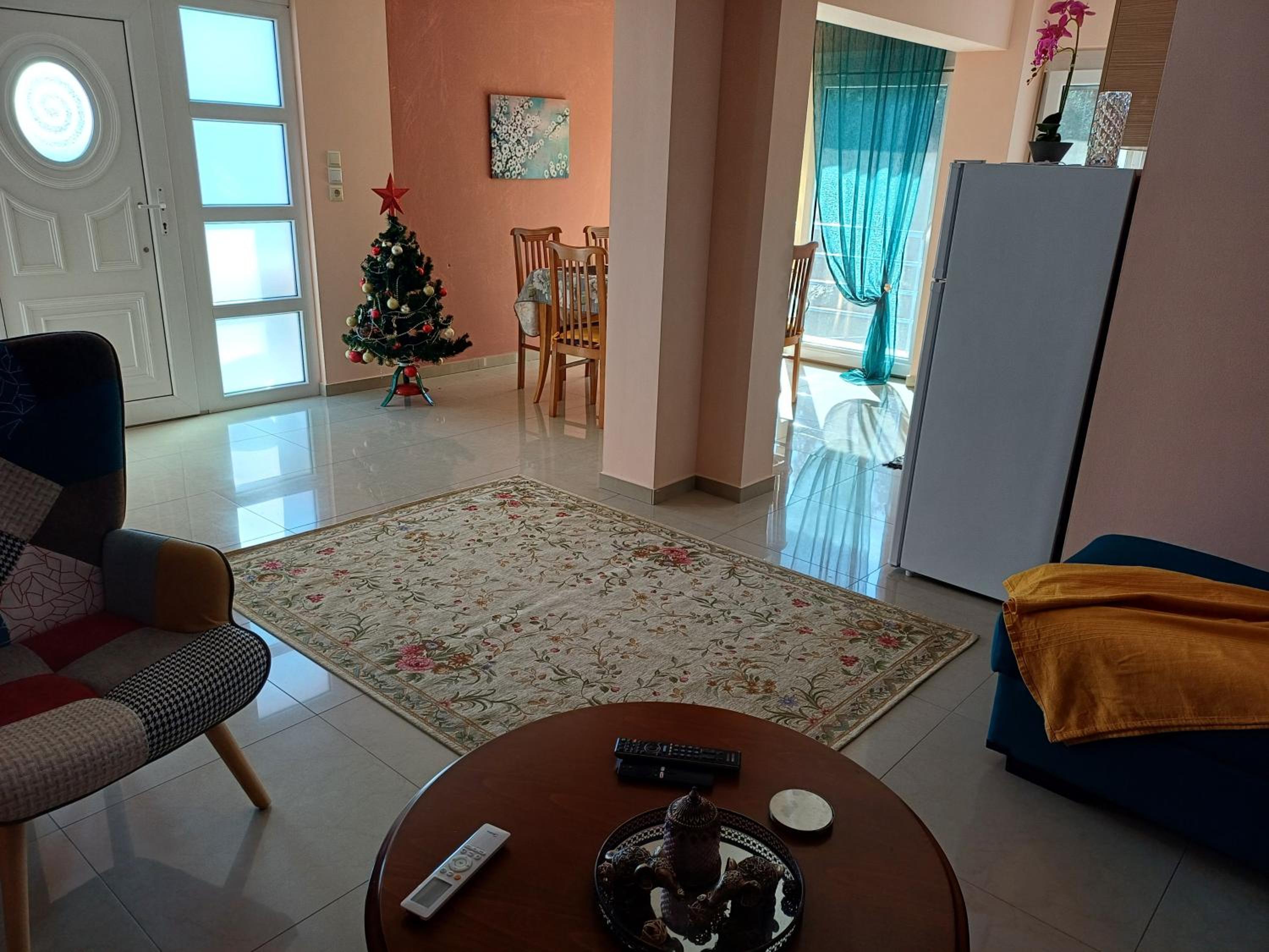 ZafireniaSuites 2 en Eleftheres — hotel room