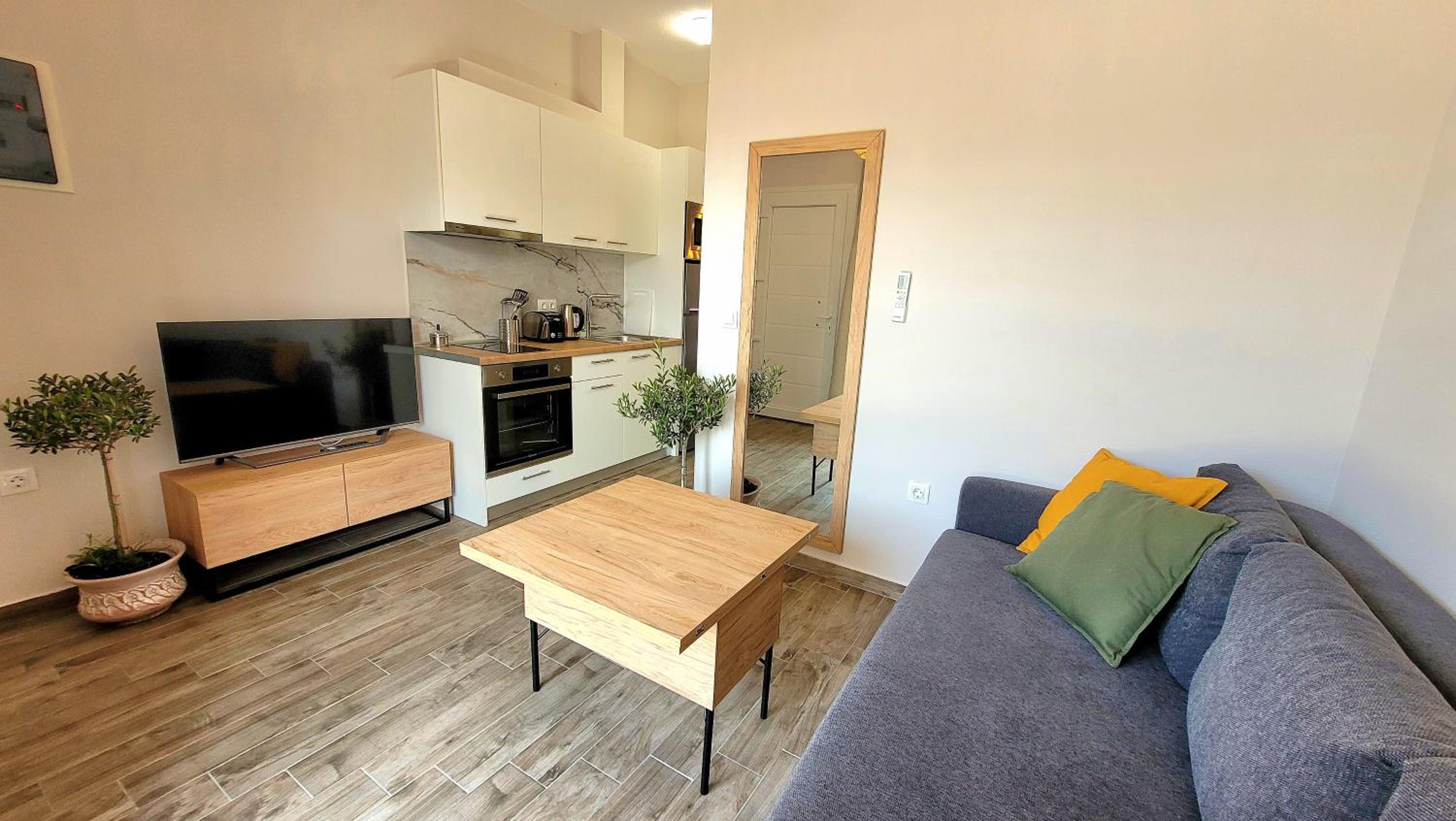 Ethra Apartment T