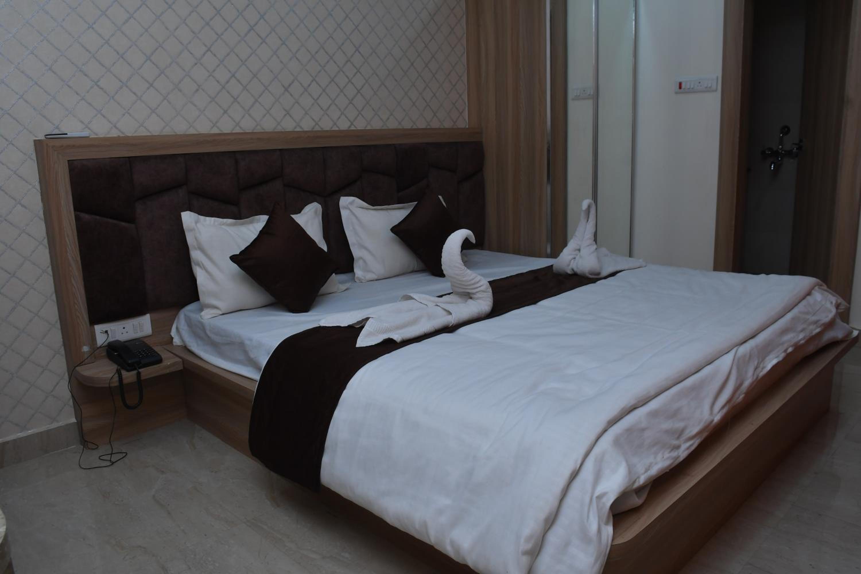 Hotel Shree Om view 3