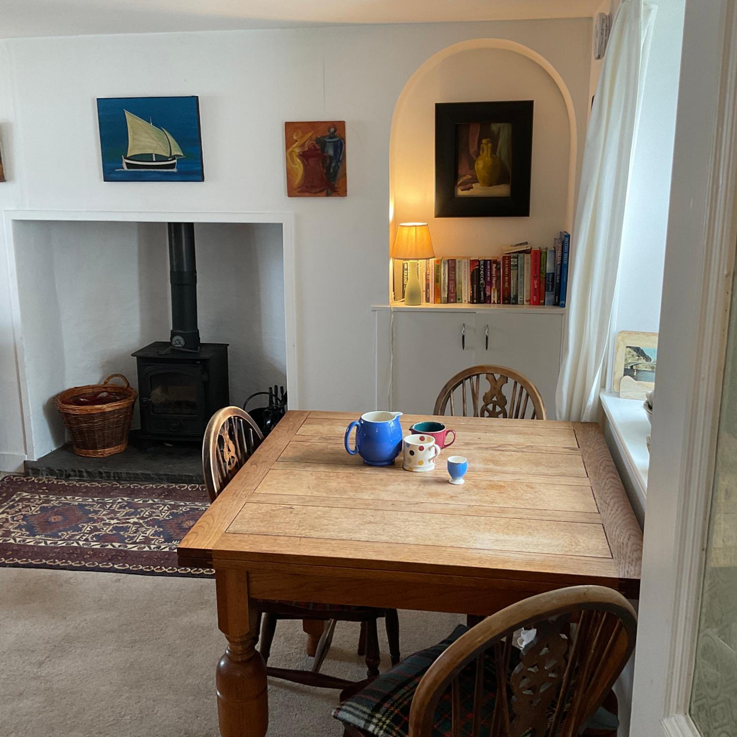A cosy seaside cottage