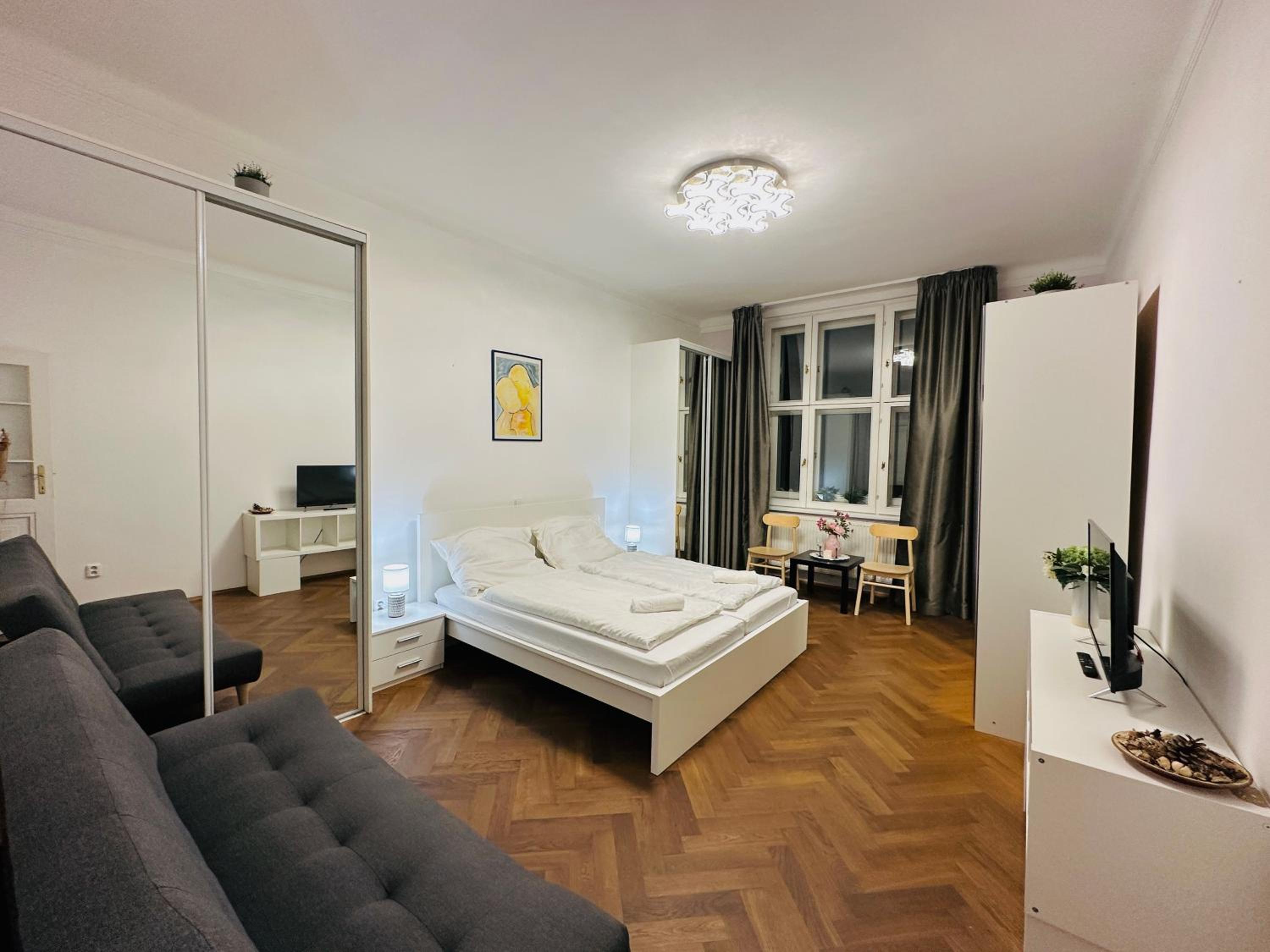 Maiselova Old Town Apartment