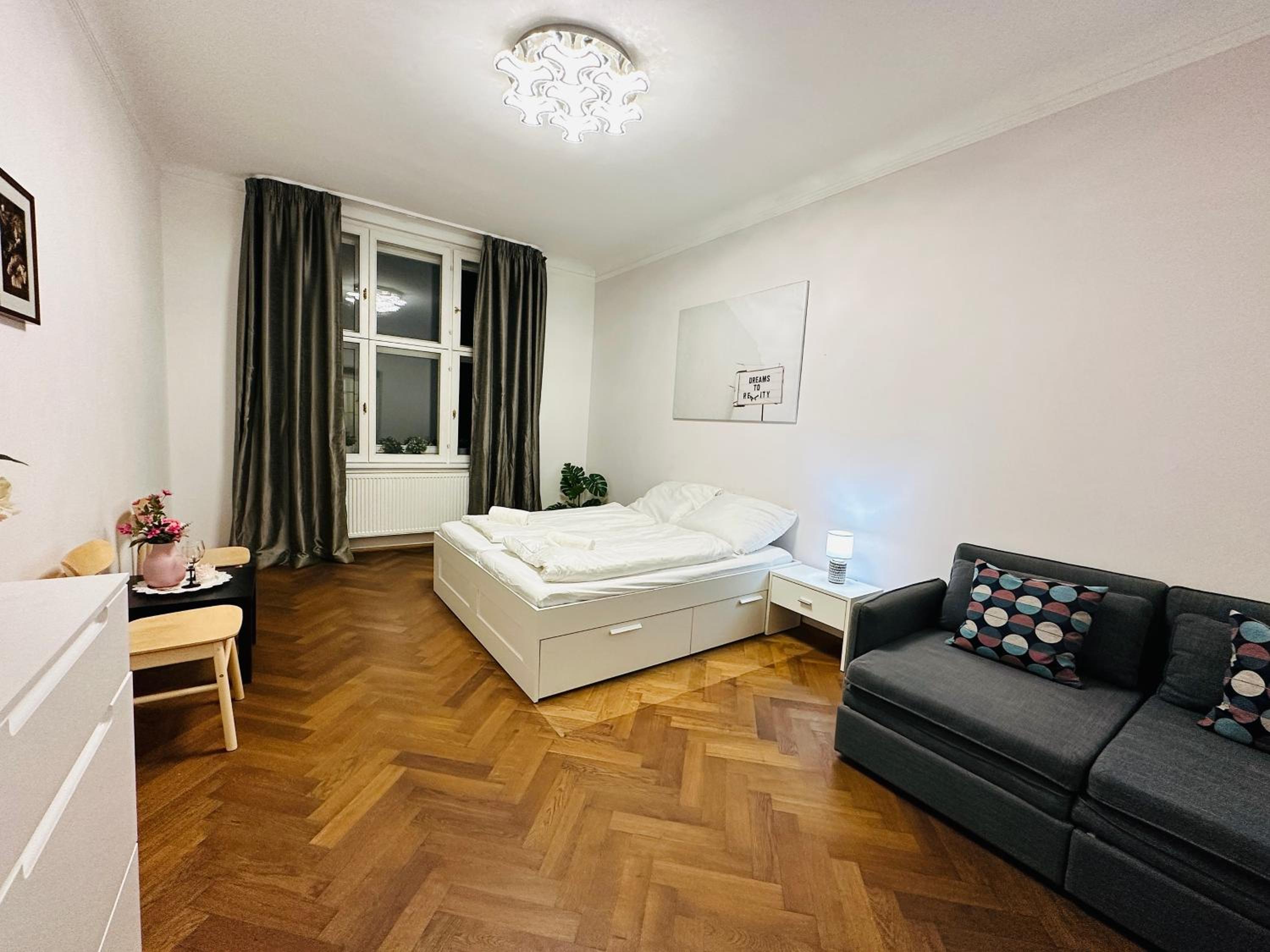 Maiselova Old Town Apartment