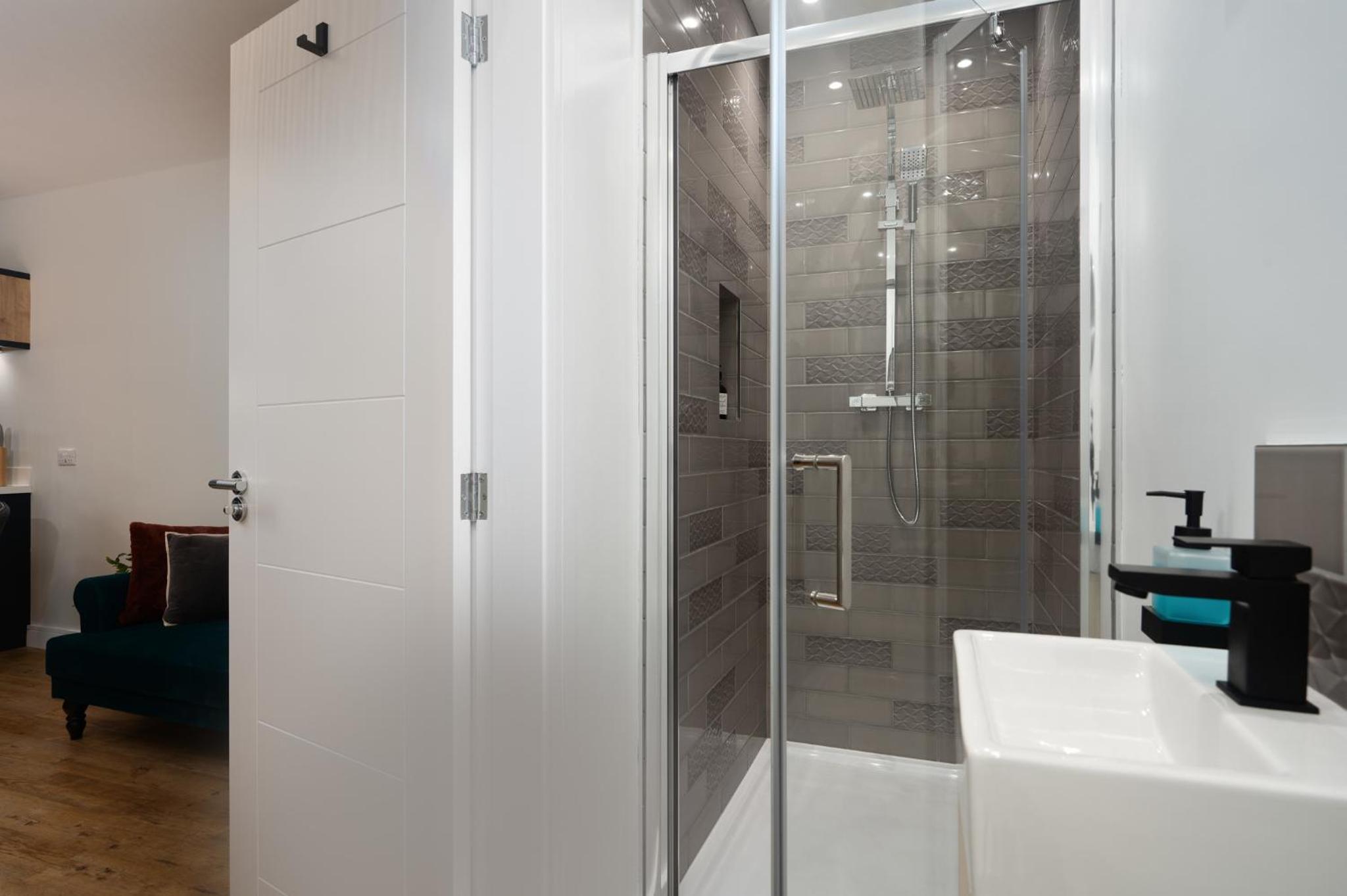 Coach House by Coppergate Grimsby view 5