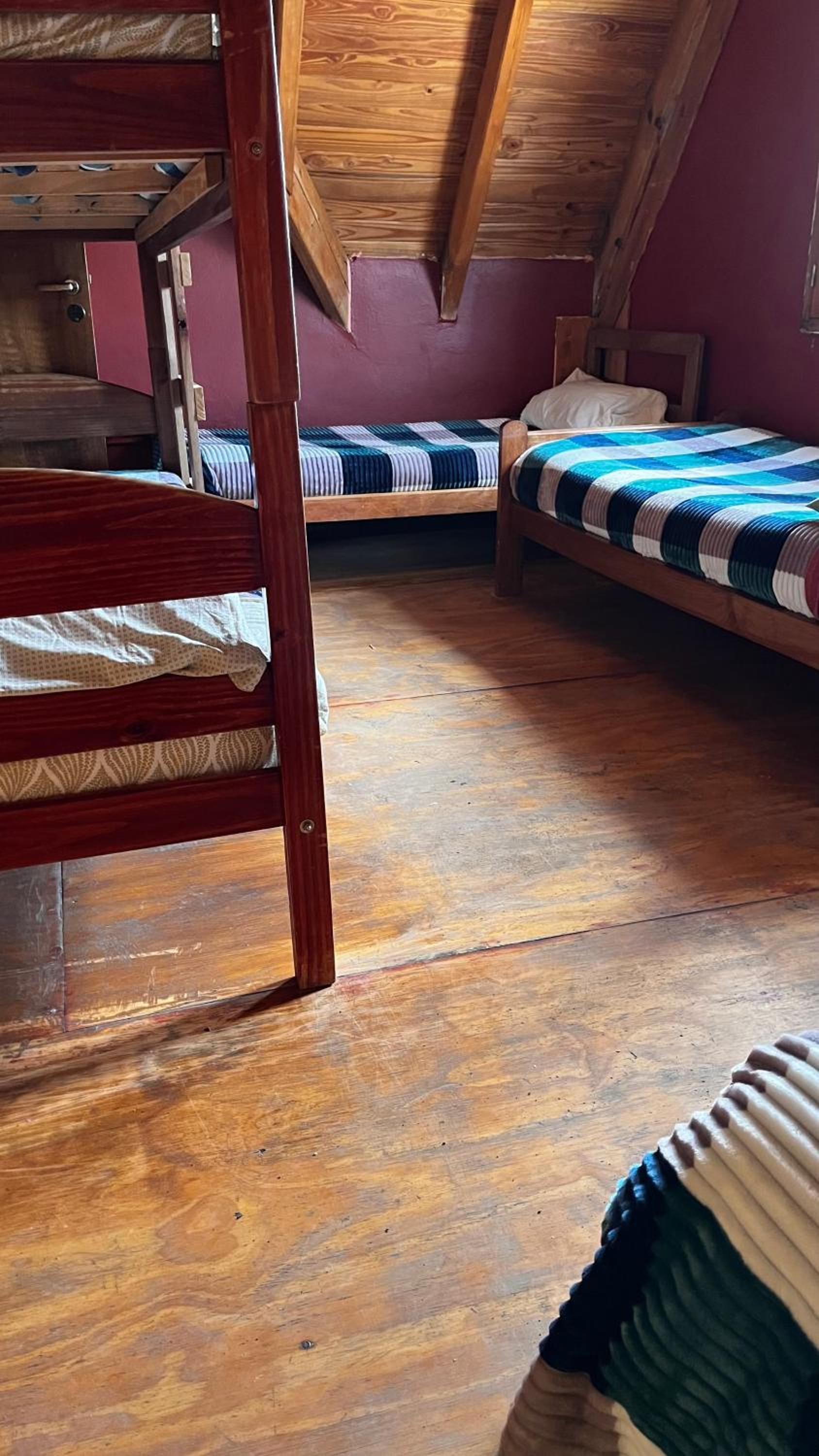 Hebes House Hostal