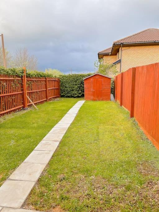 Elegant Home in Wavendon Gate MK