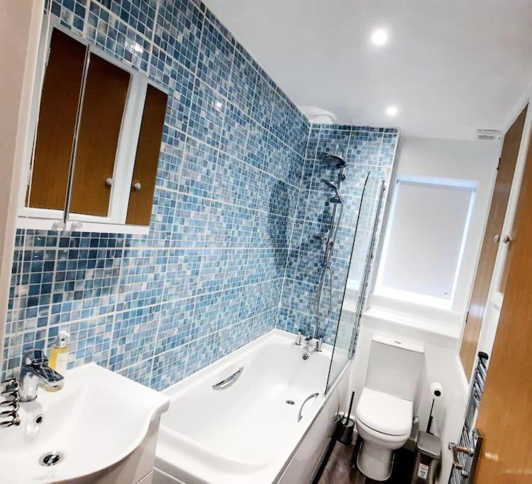 Elegant Home in Wavendon Gate MK