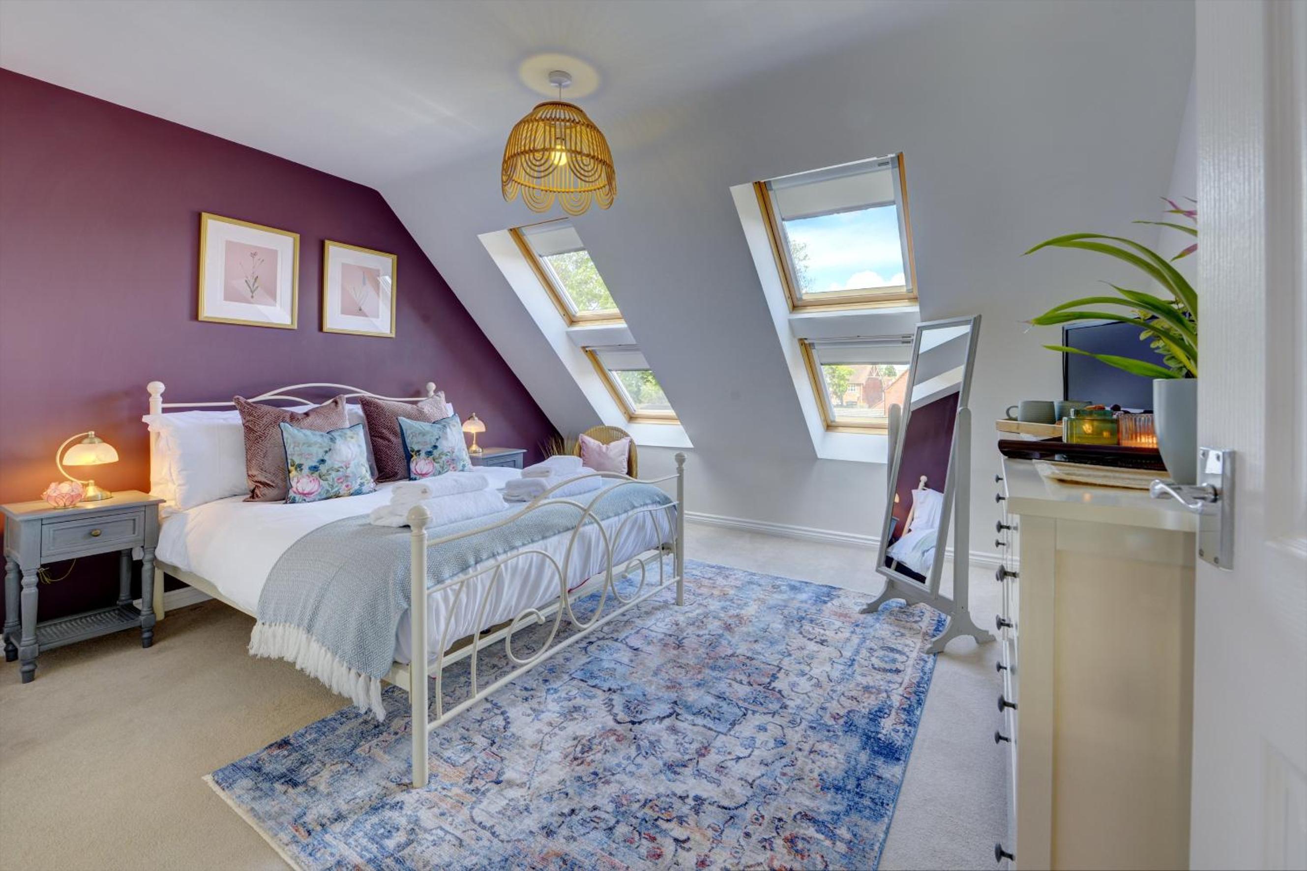 Market House by Spa Town Property - Spacious & Stylish Townhouse with Free Parking Near to Stratford-upon-Avon, Warwick & Solihull view 3