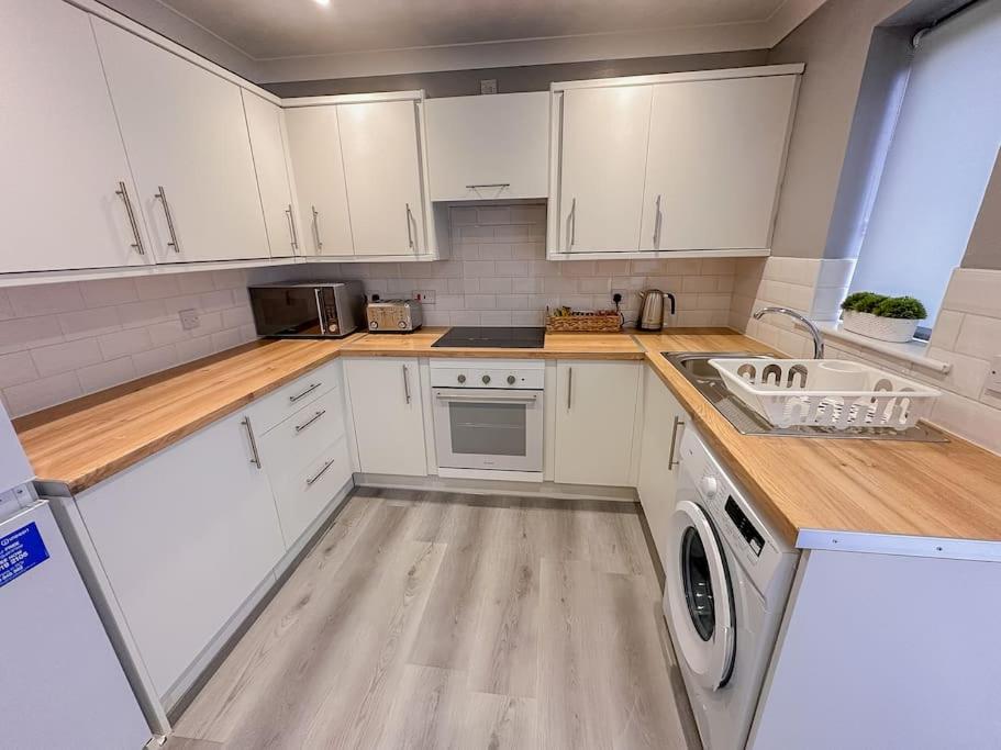 Elegant Home in Wavendon Gate MK