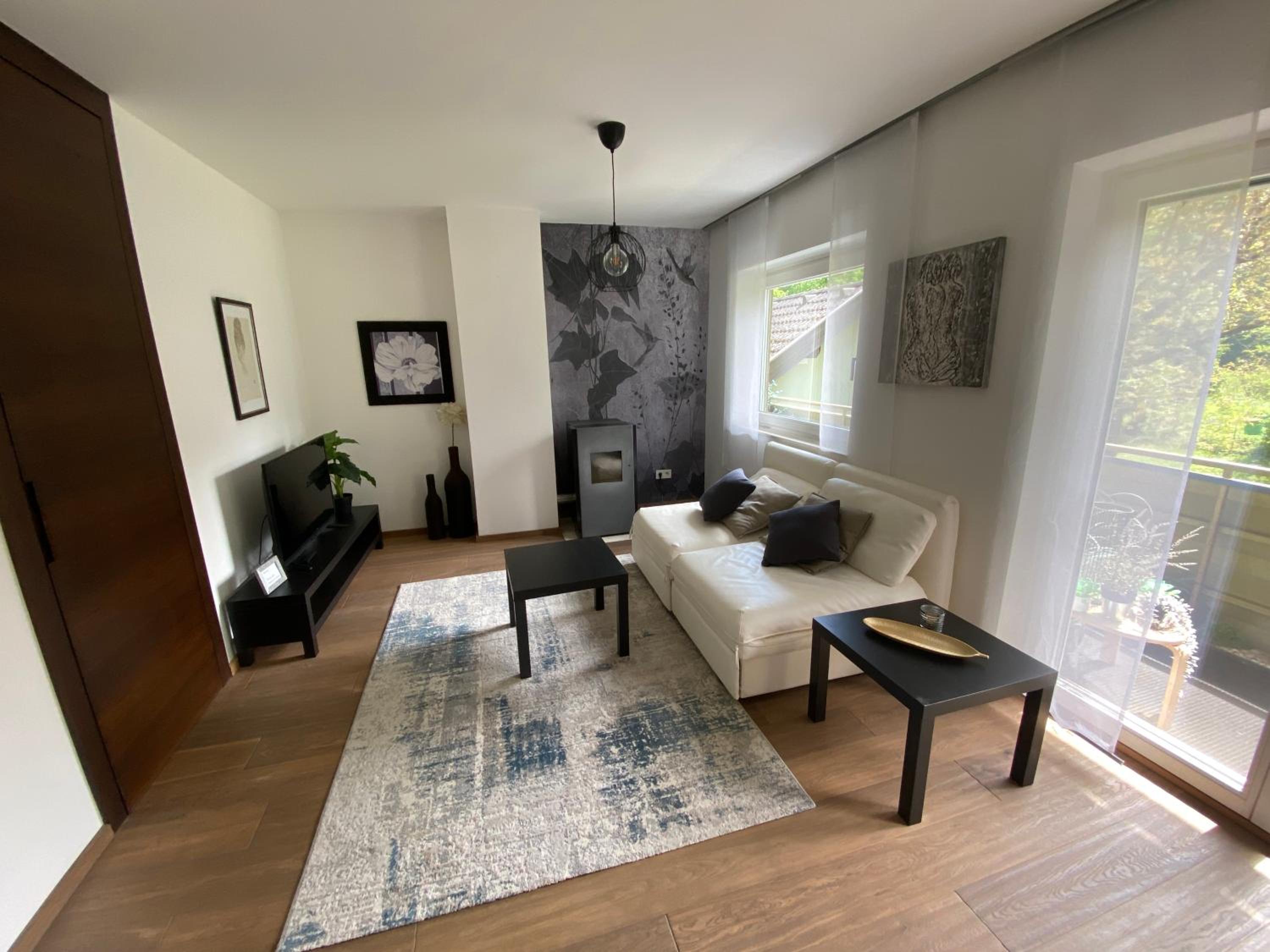 Efeunest - Stilvolles Apartment mit Balkon