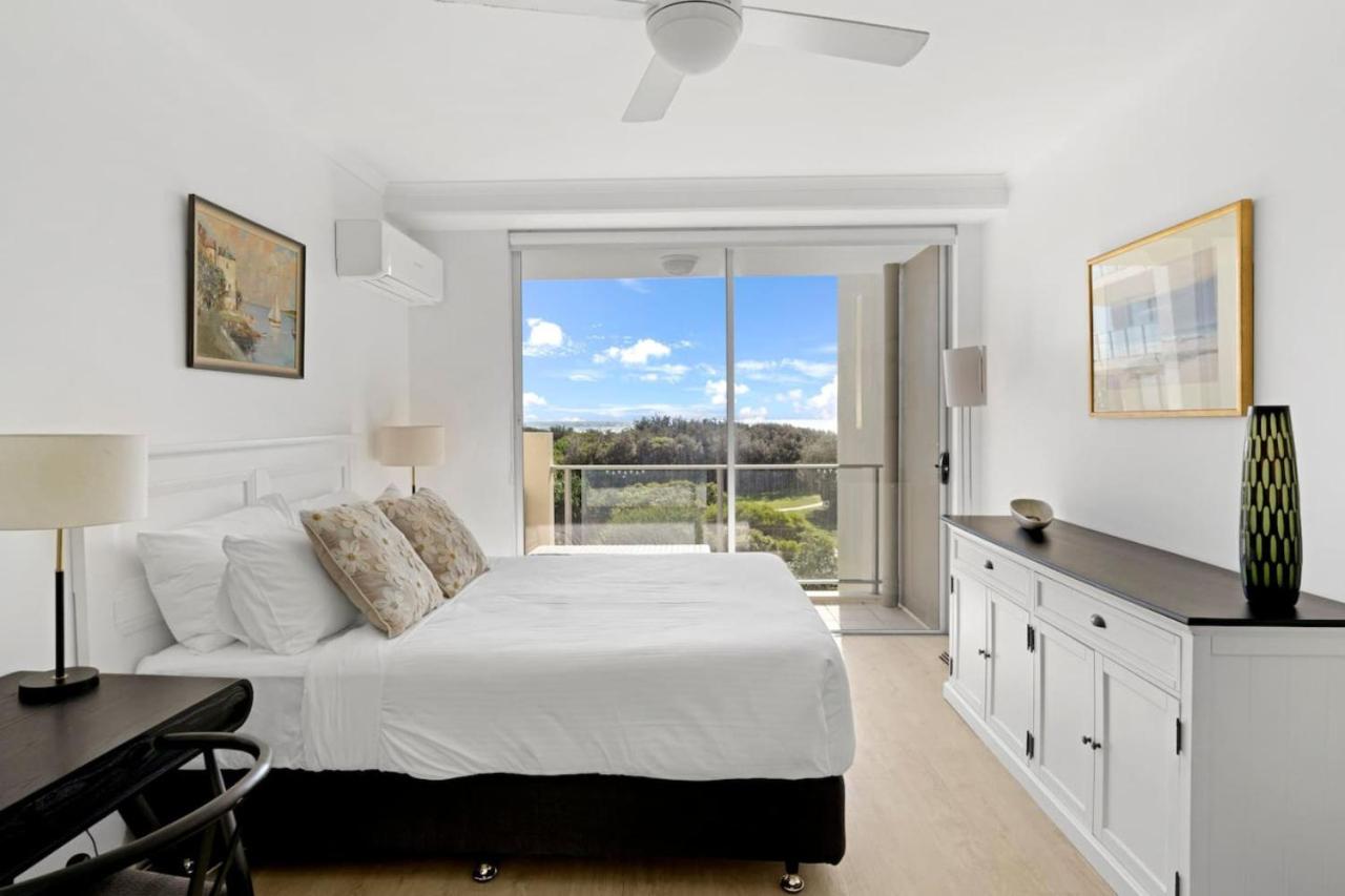 Oceanfront Oasis 3 Bedroom Apartment