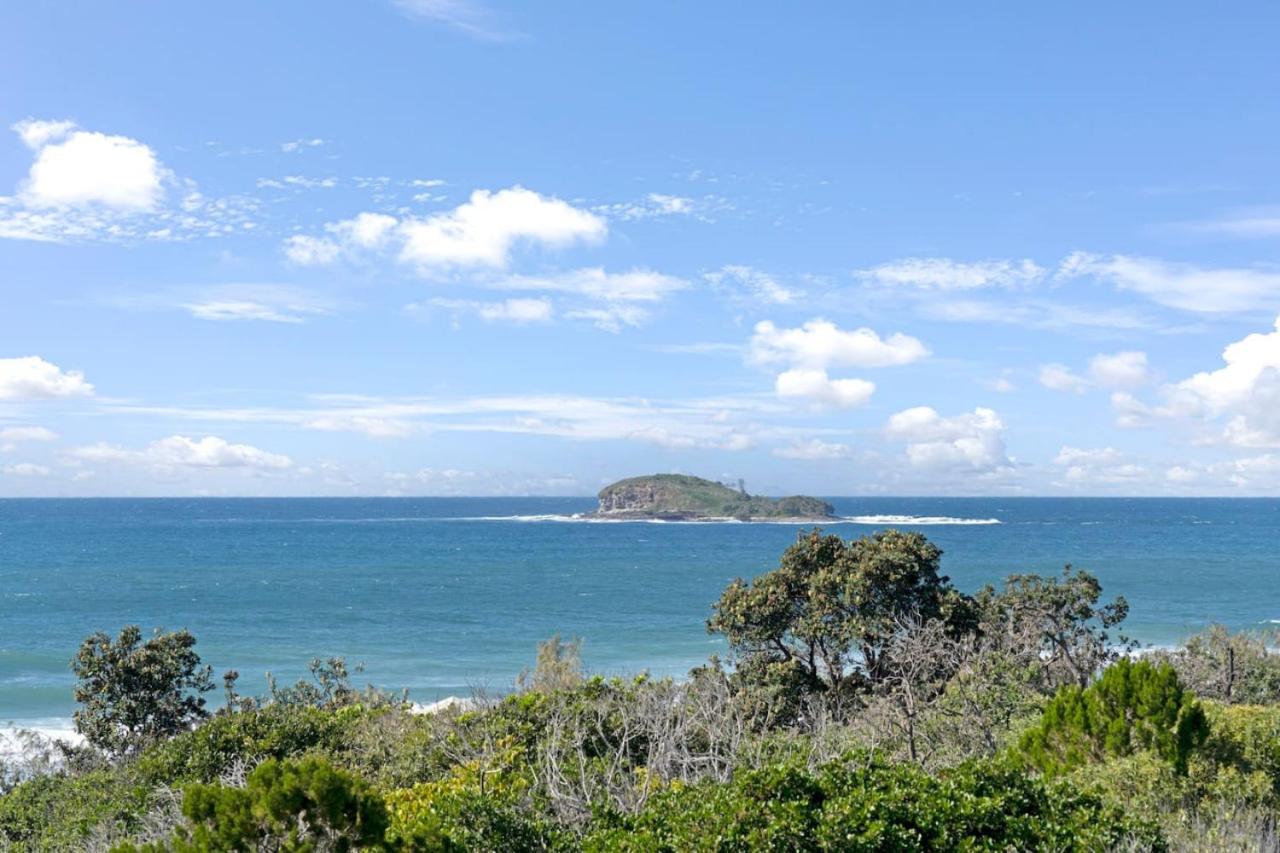 Oceanfront Oasis 3 Bedroom Apartment