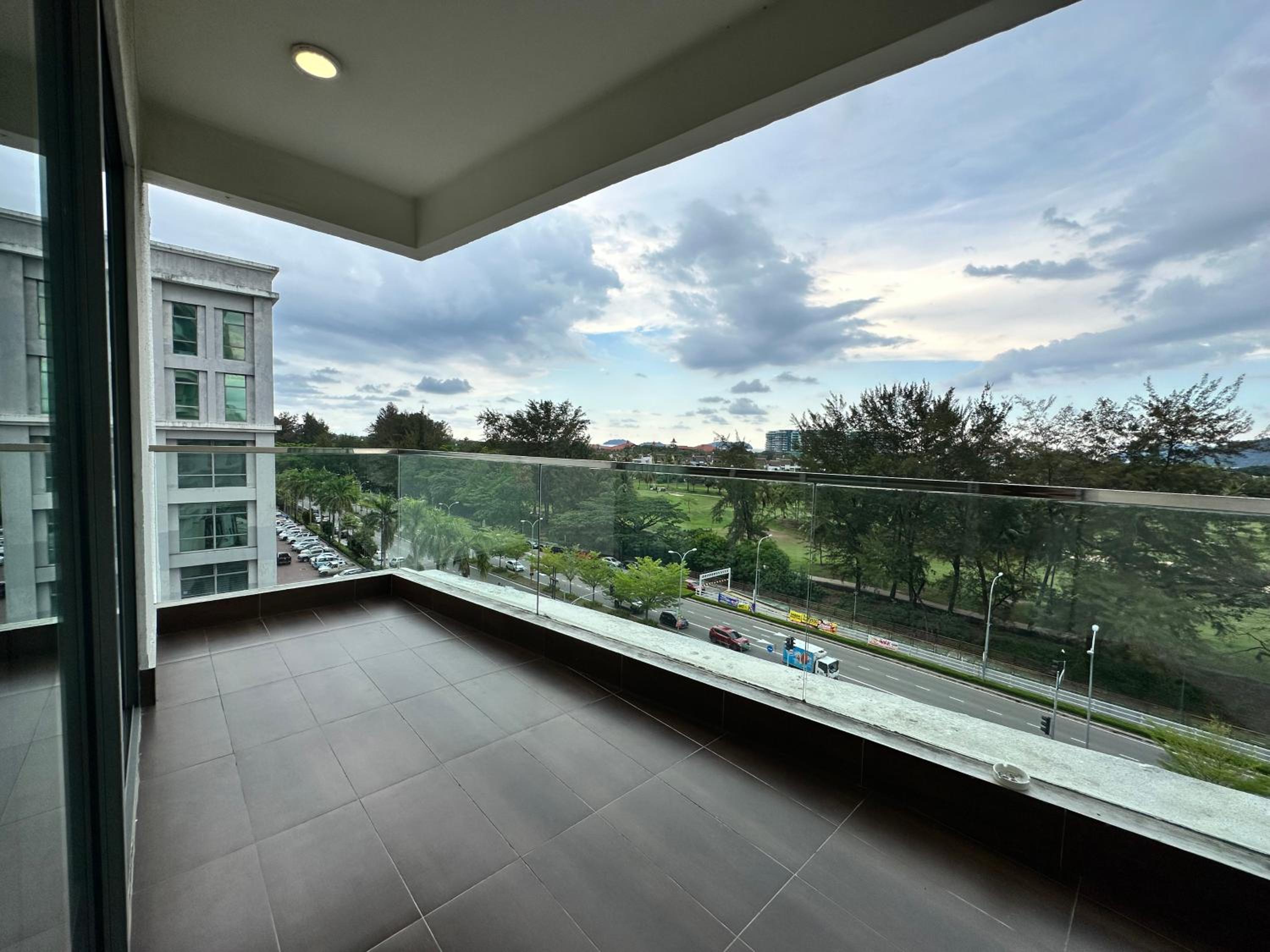 L Homestay THE LOFT IMAGO Spacious House Big Family