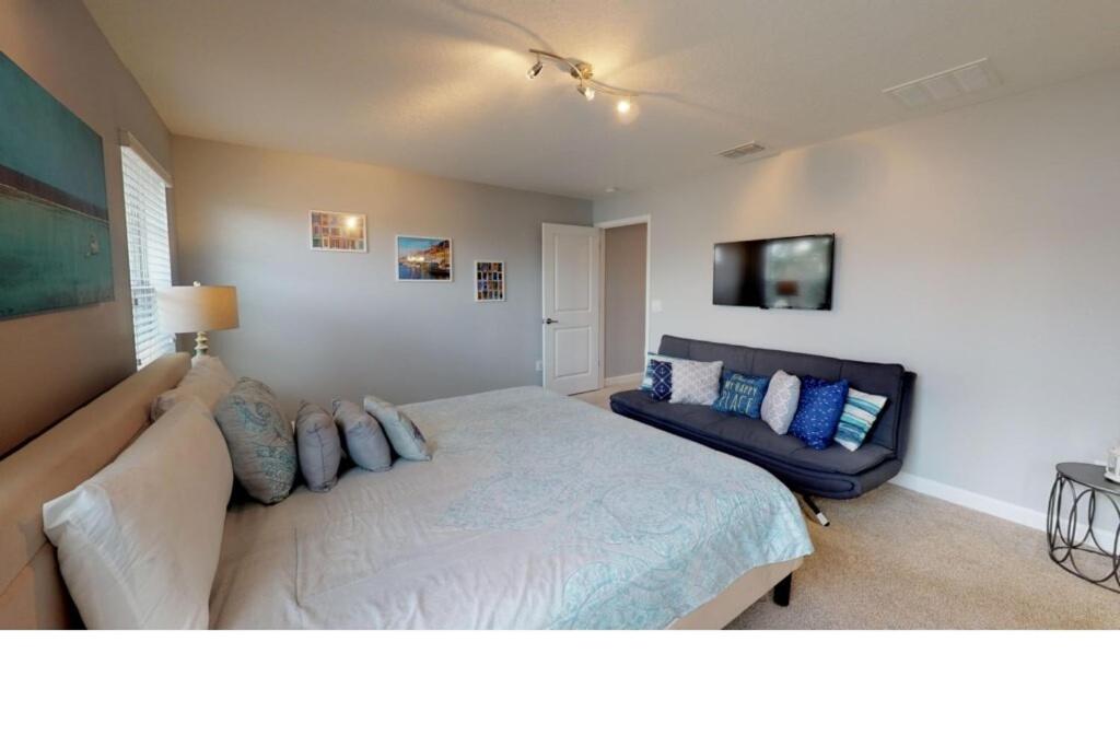 Nice home with private pool at Storey Lake resort view 4