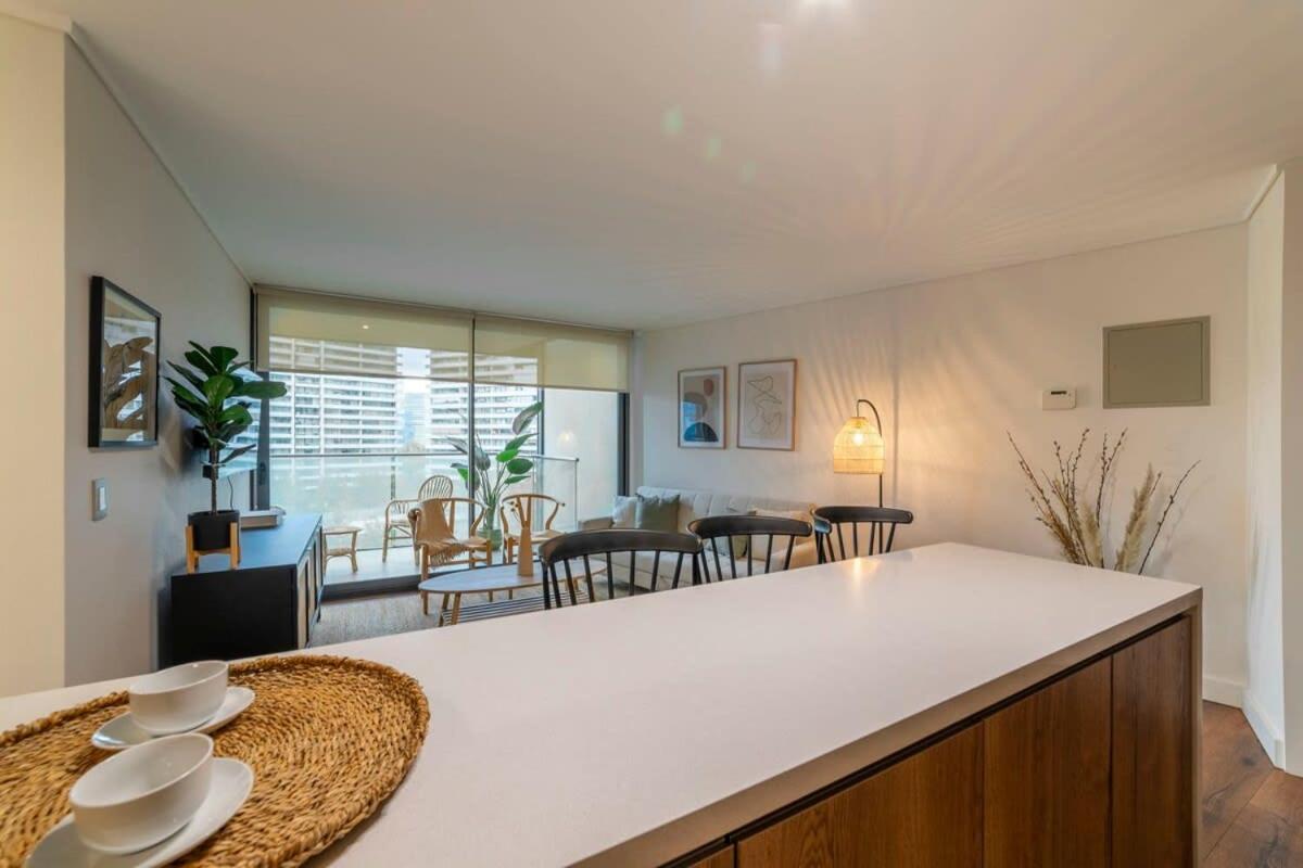 Descubre la Elegancia 2 habitaciones en Las Condes