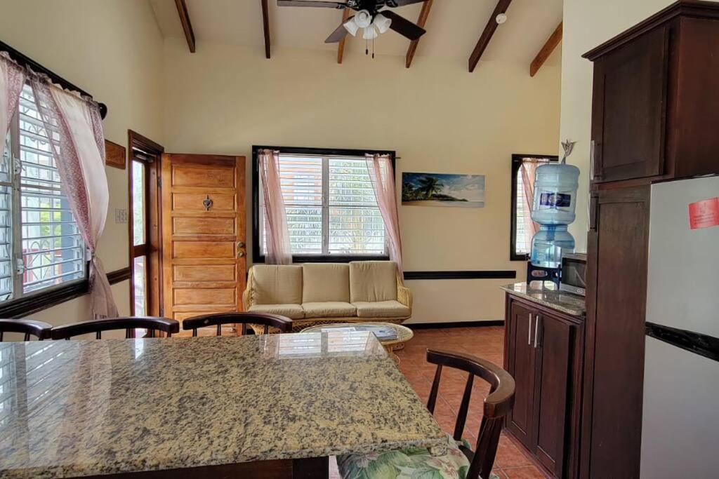 Villa Hermosa- 2 Bedroom Home