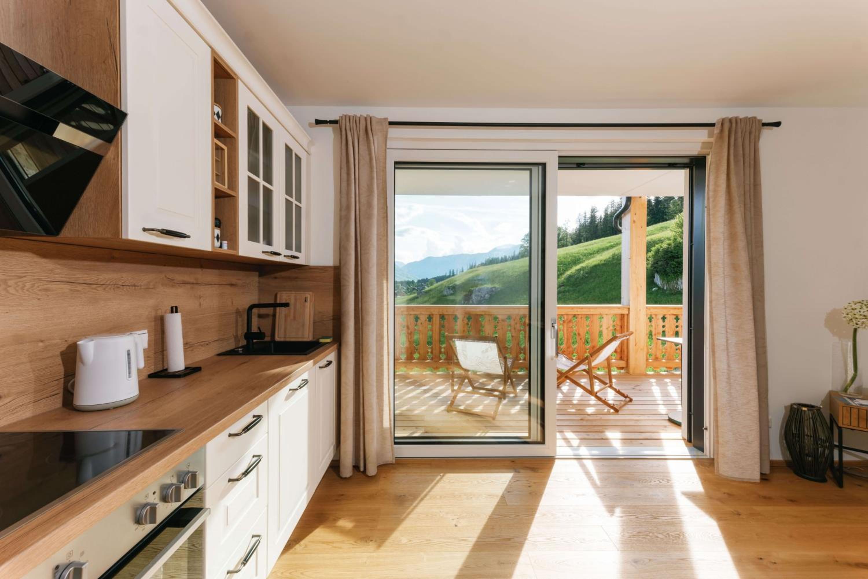 Seepanorama Apartments am Grundlsee - Your Austrian Home