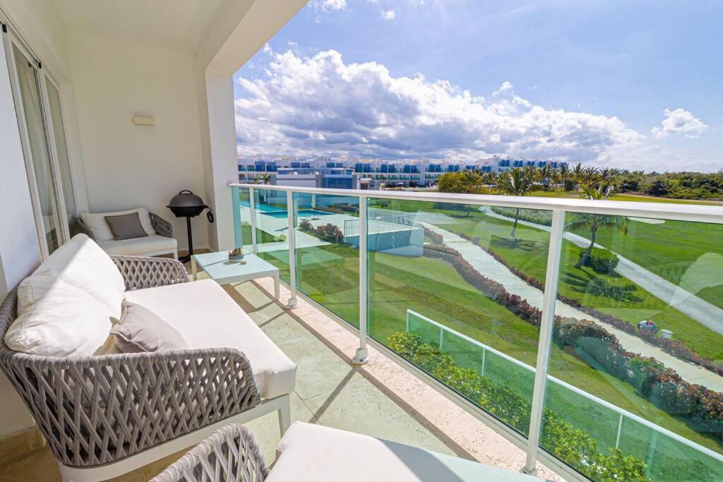 Relaxing and Peaceful 2 bedroom at Hard Rock view 3