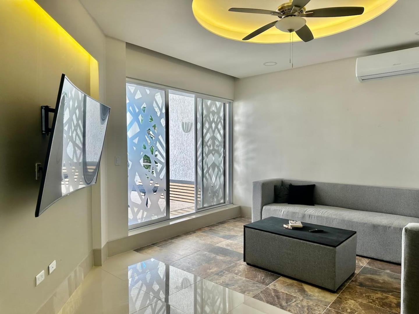 Hotel Zone Oceanside 2 Bedroom 2 Bath Condo