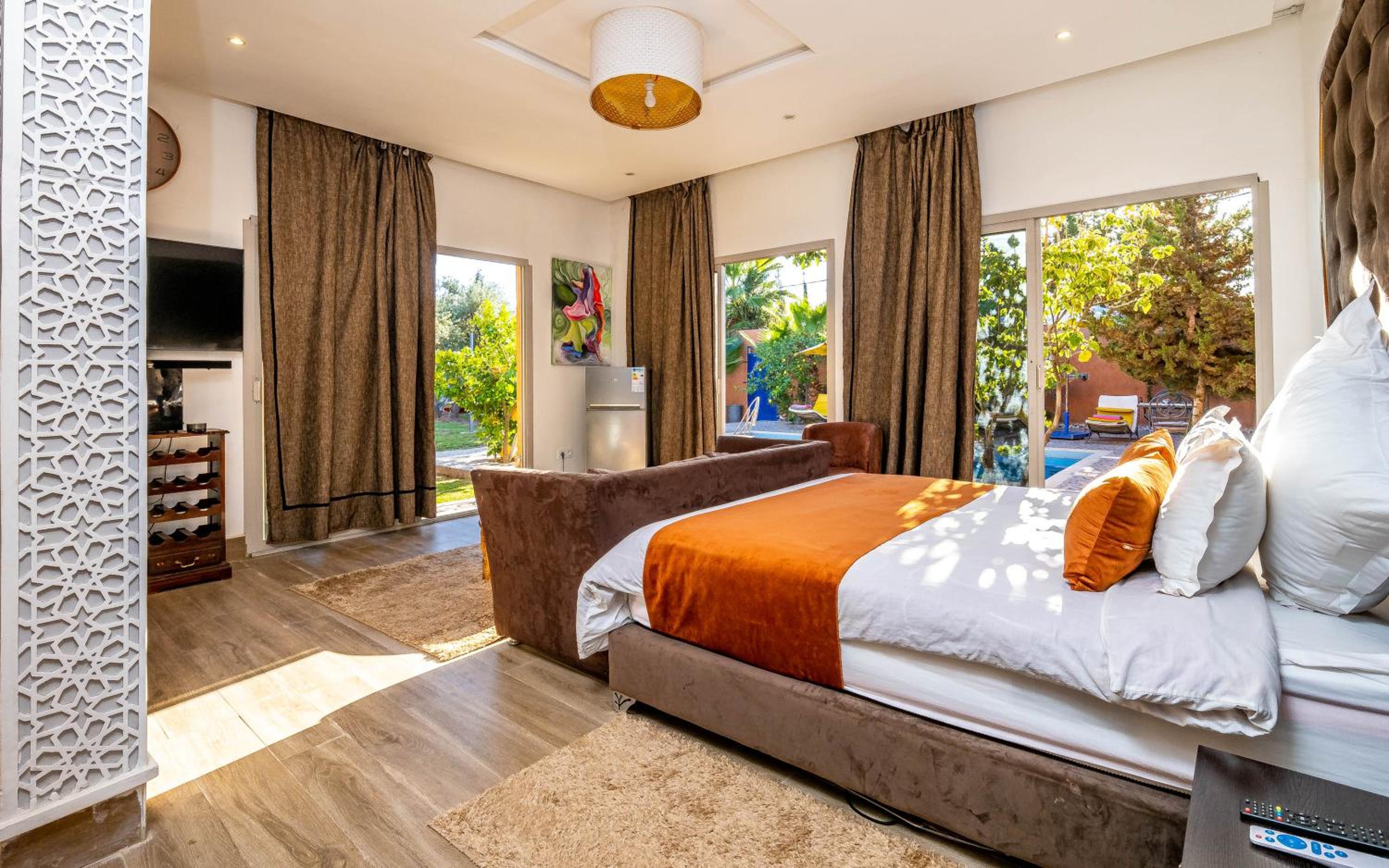 hotel room