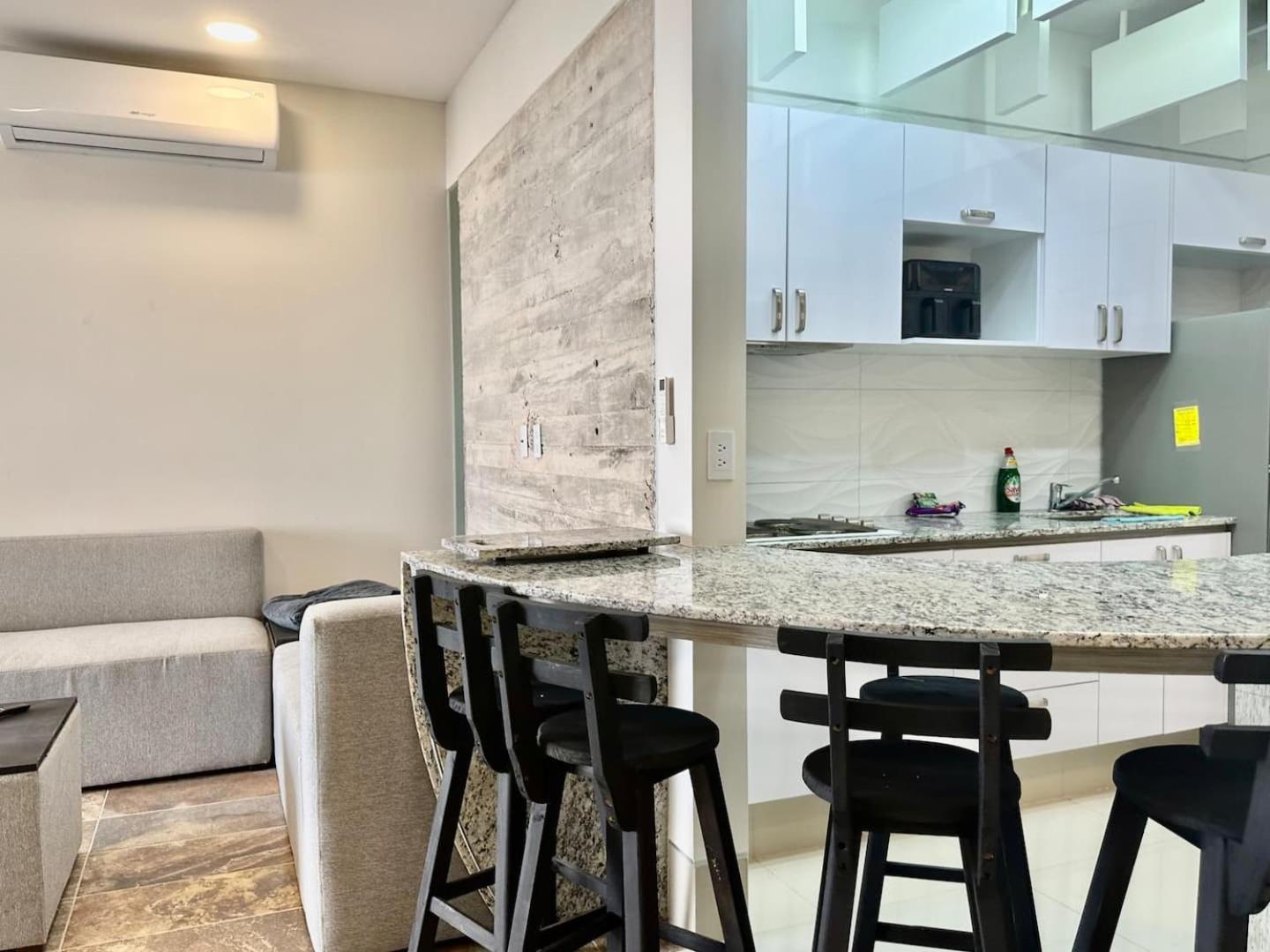 Hotel Zone Oceanside 2 Bedroom 2 Bath Condo