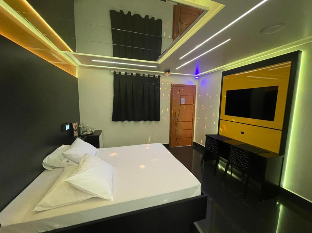 Eros Motel