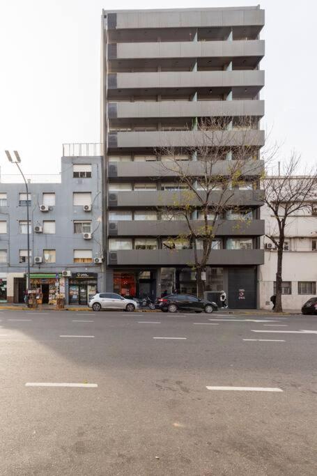 AVENIDA 9 DE JULIO Y SAN JUAn, SAN TELMO, GYM Y PILETA!!