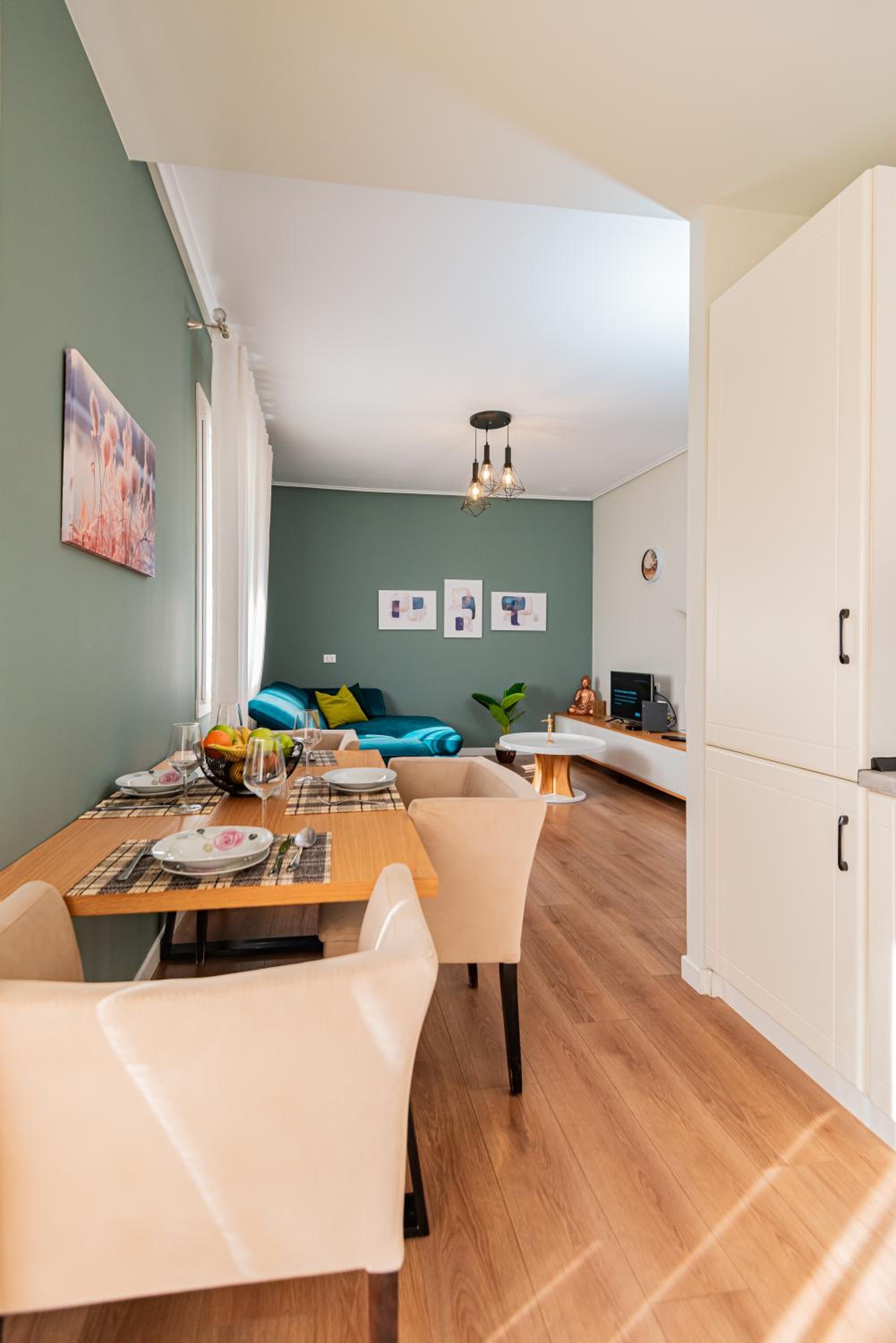 Vivi's Seaside Apartment