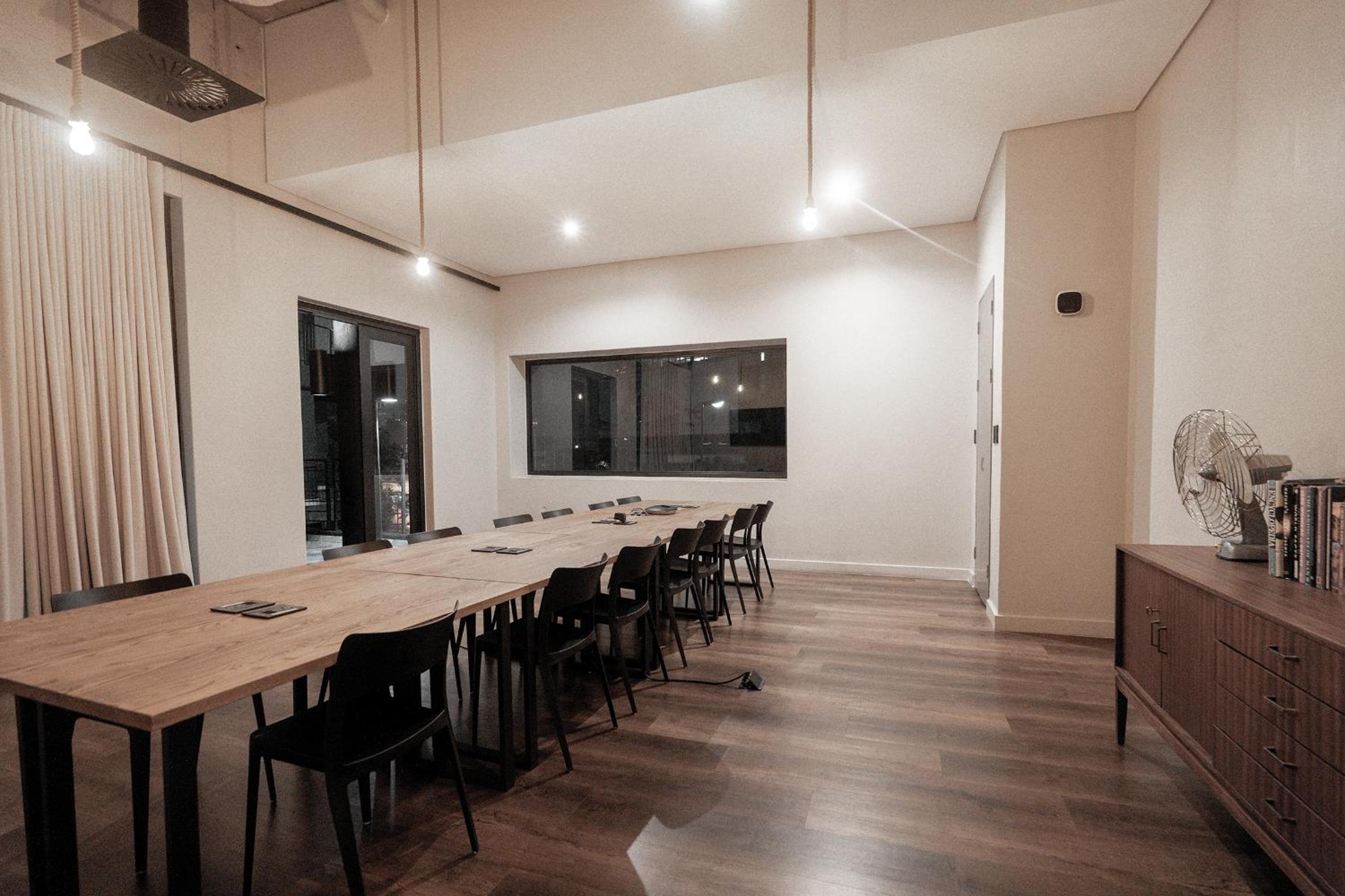 Sandton Central Urban Hideout Escape-Reset-Create