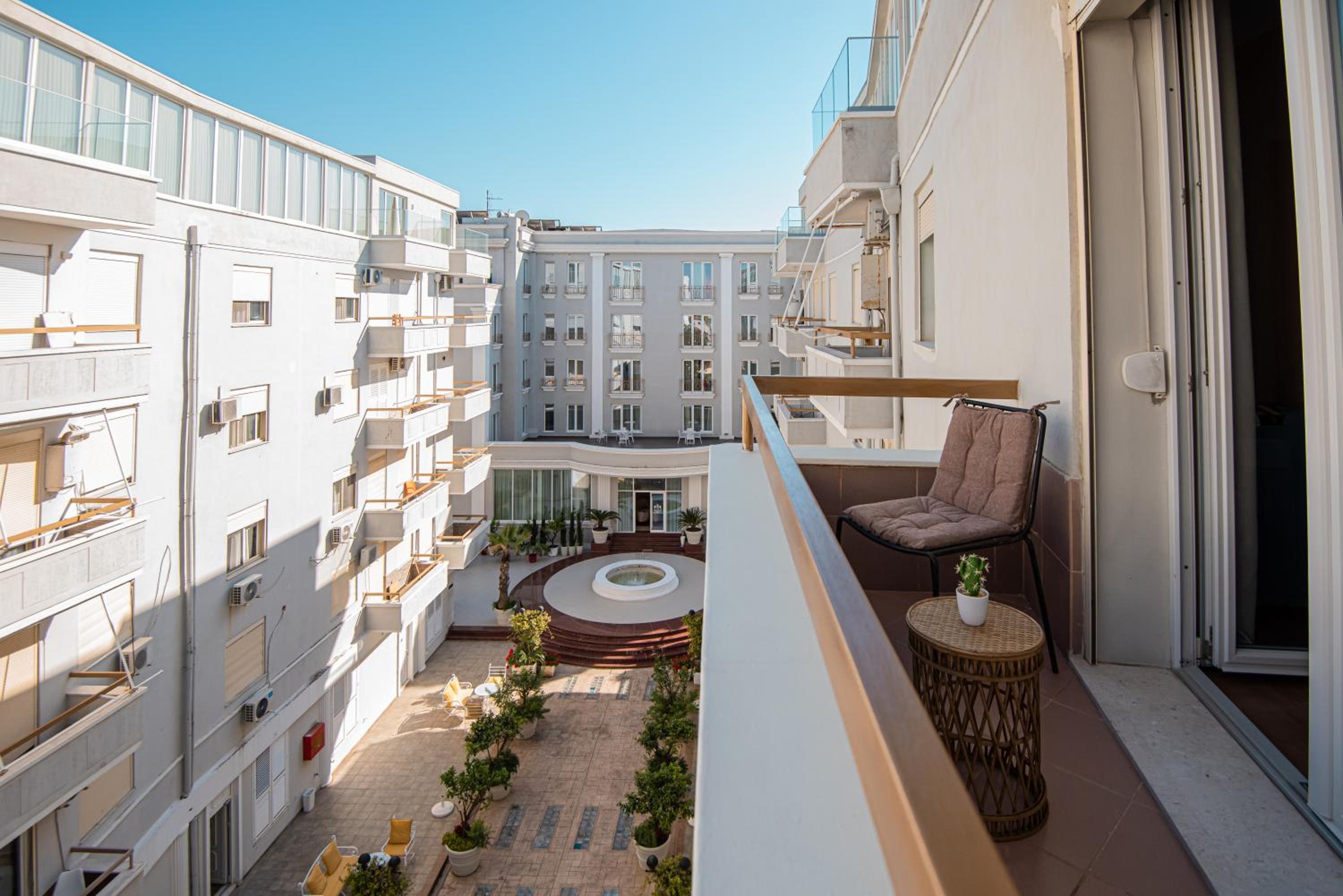 Vivi's Seaside Apartment