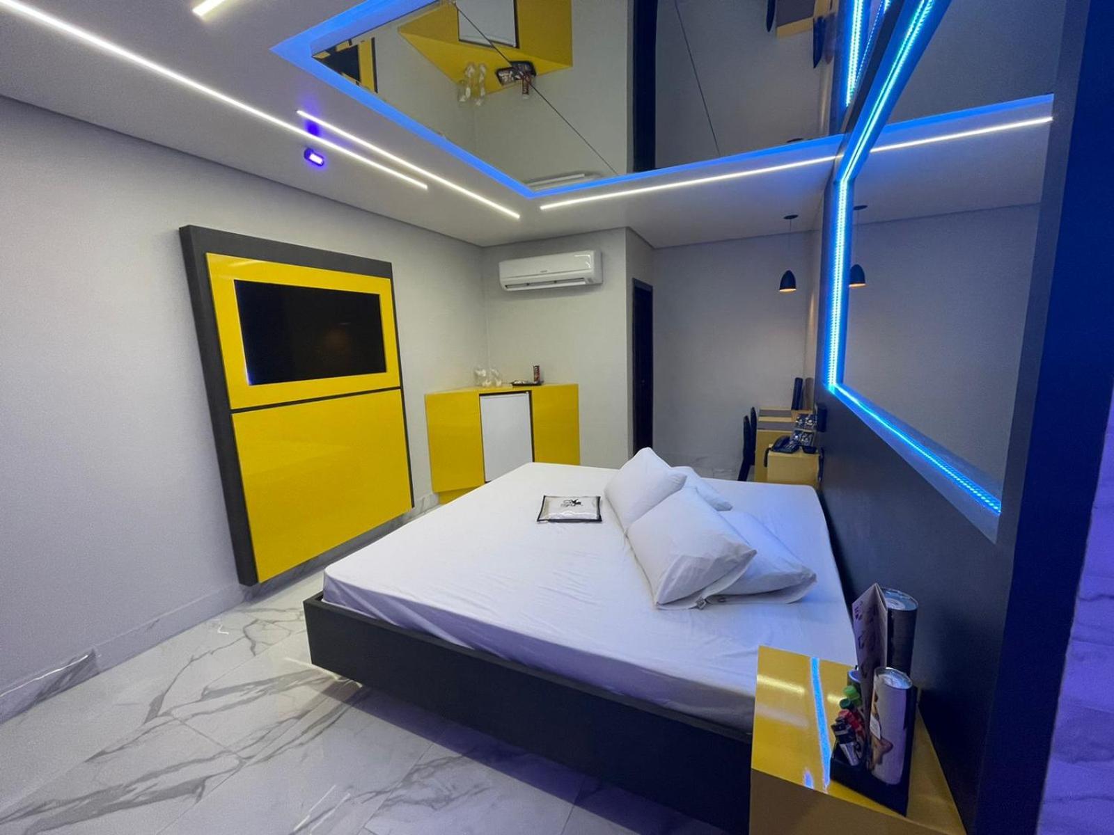 Eros Motel