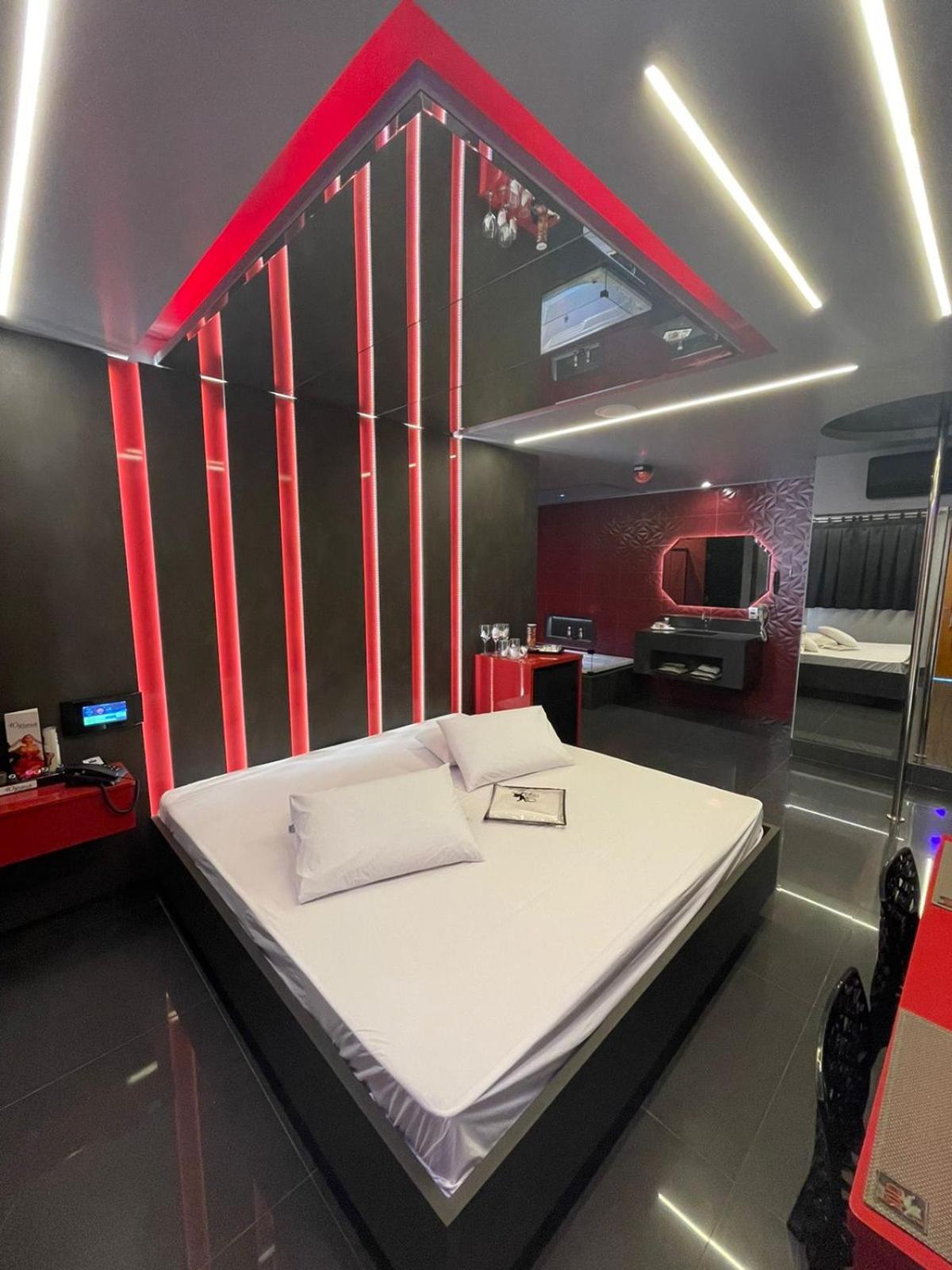 Eros Motel