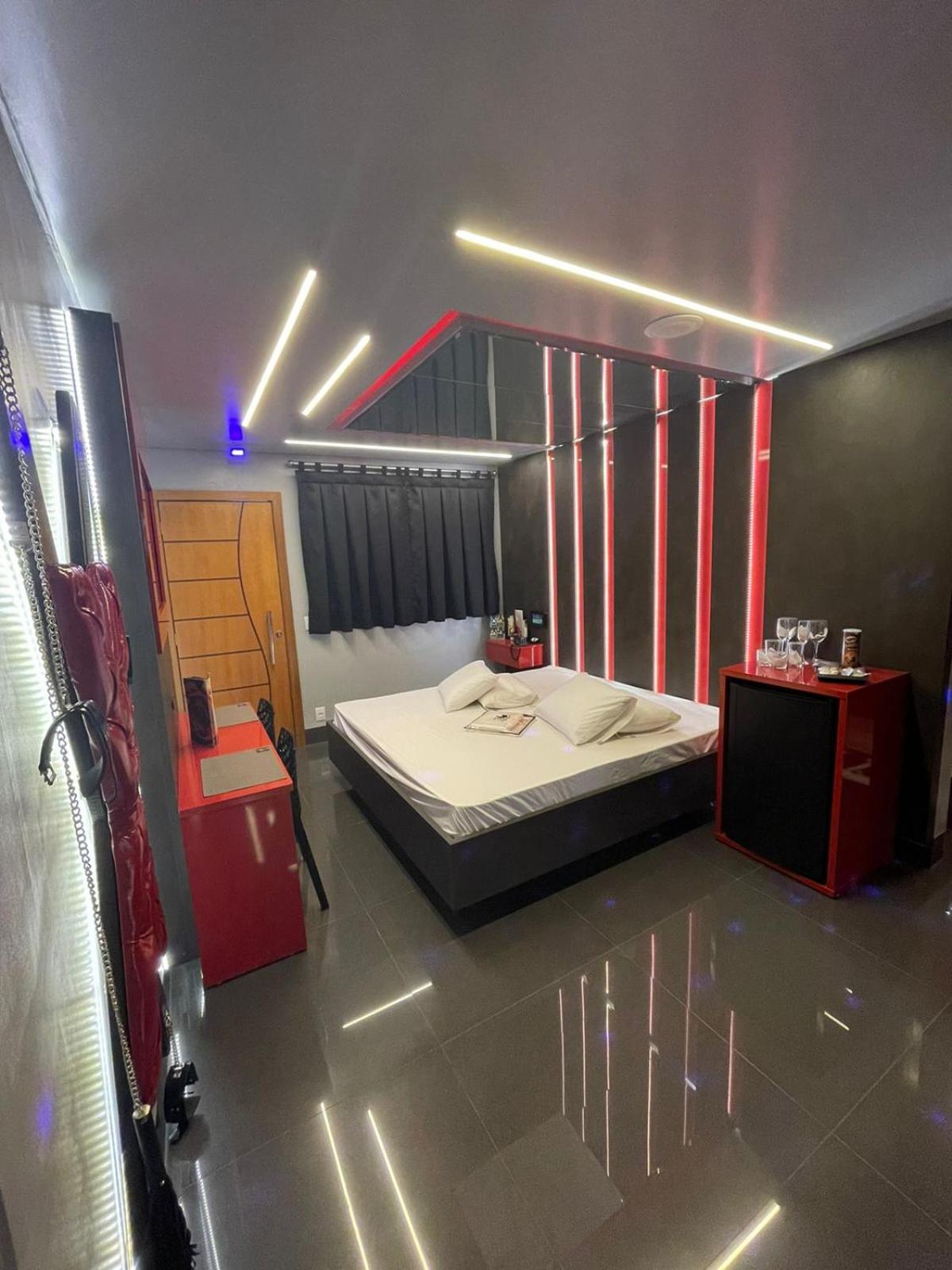 Eros Motel