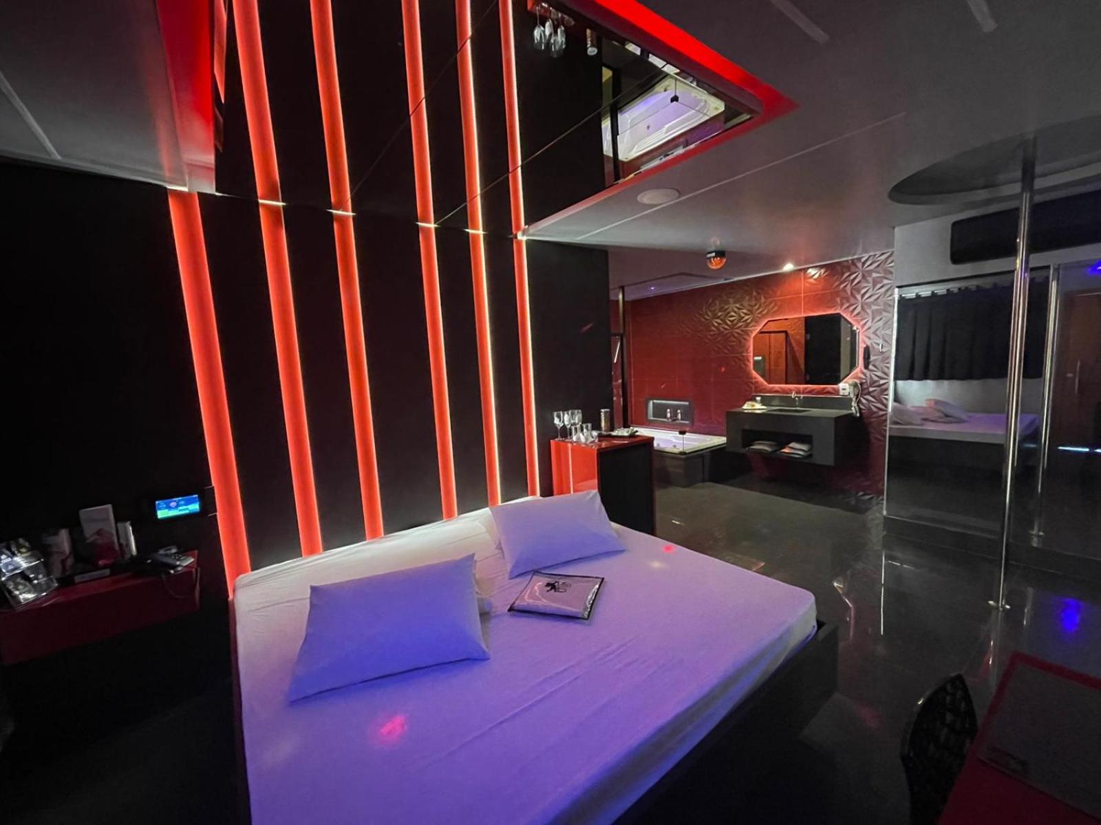 Eros Motel