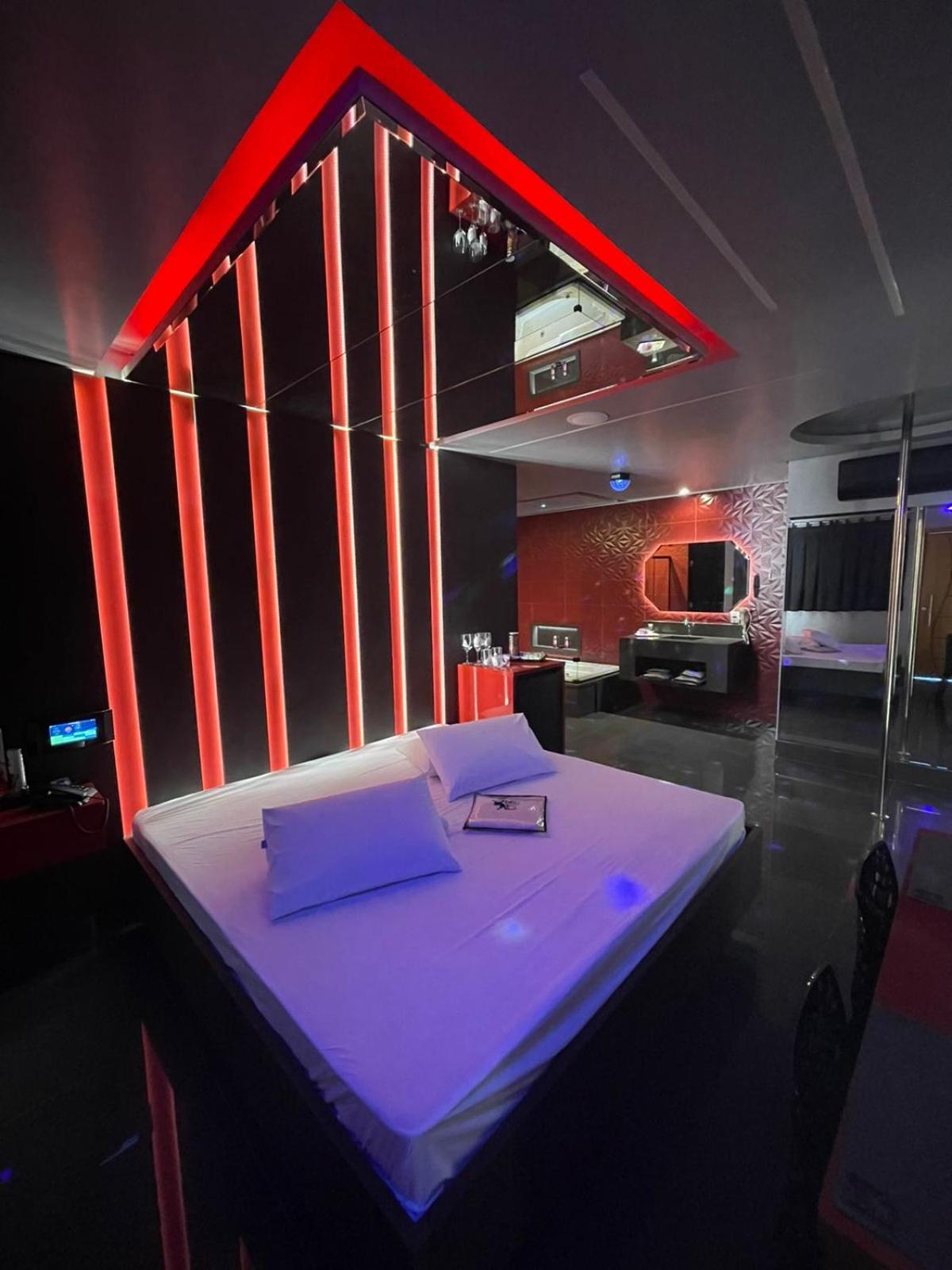 Eros Motel