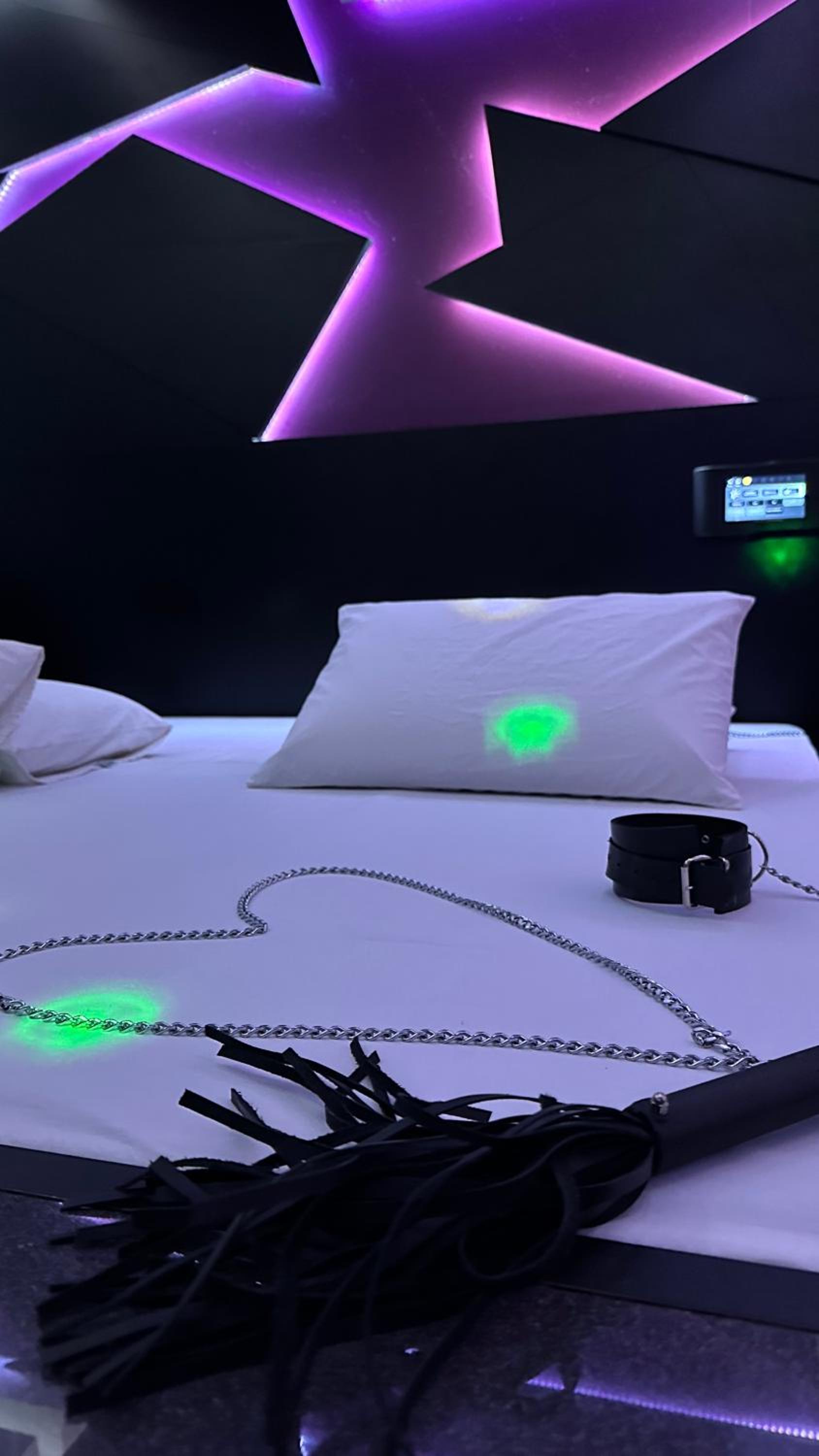 Eros Motel