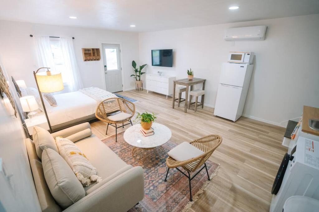 The Guest House at 5th & Carter view 5
