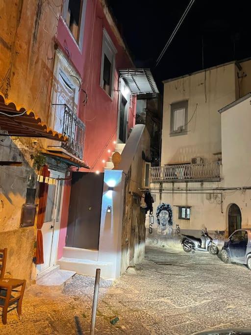 Casa da “Nonna Iolanda” Napoli centro storico