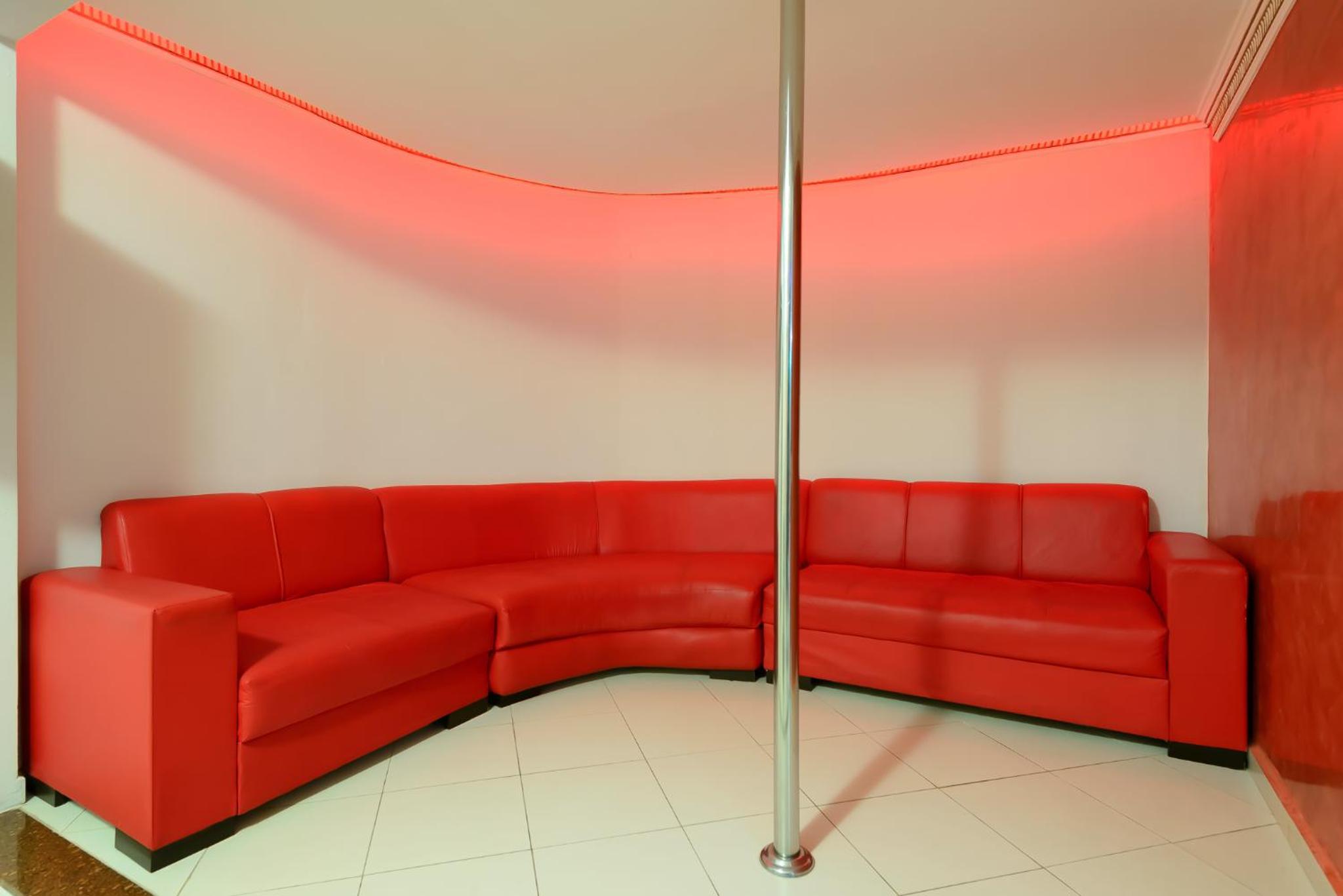 Eros Motel