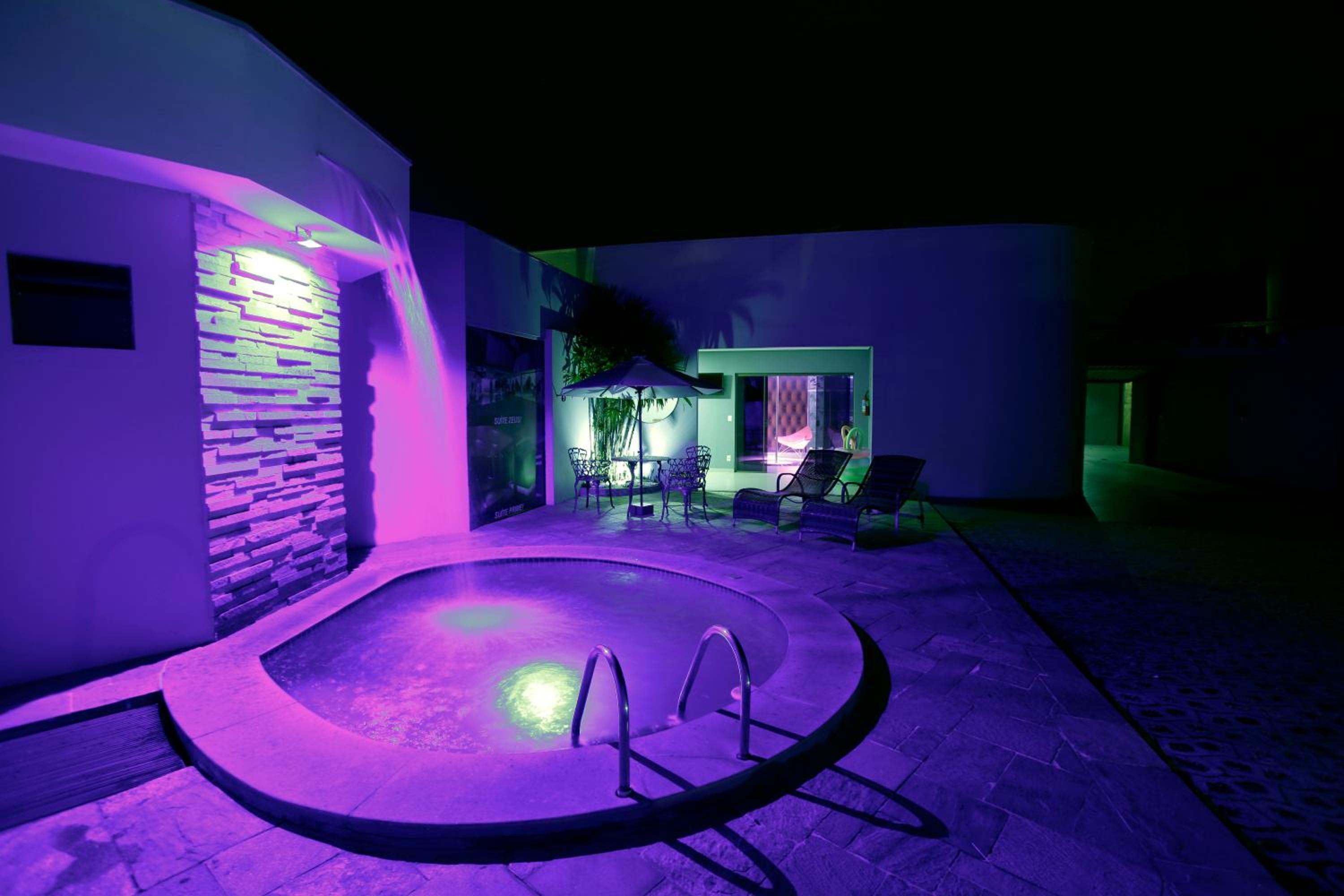Eros Motel