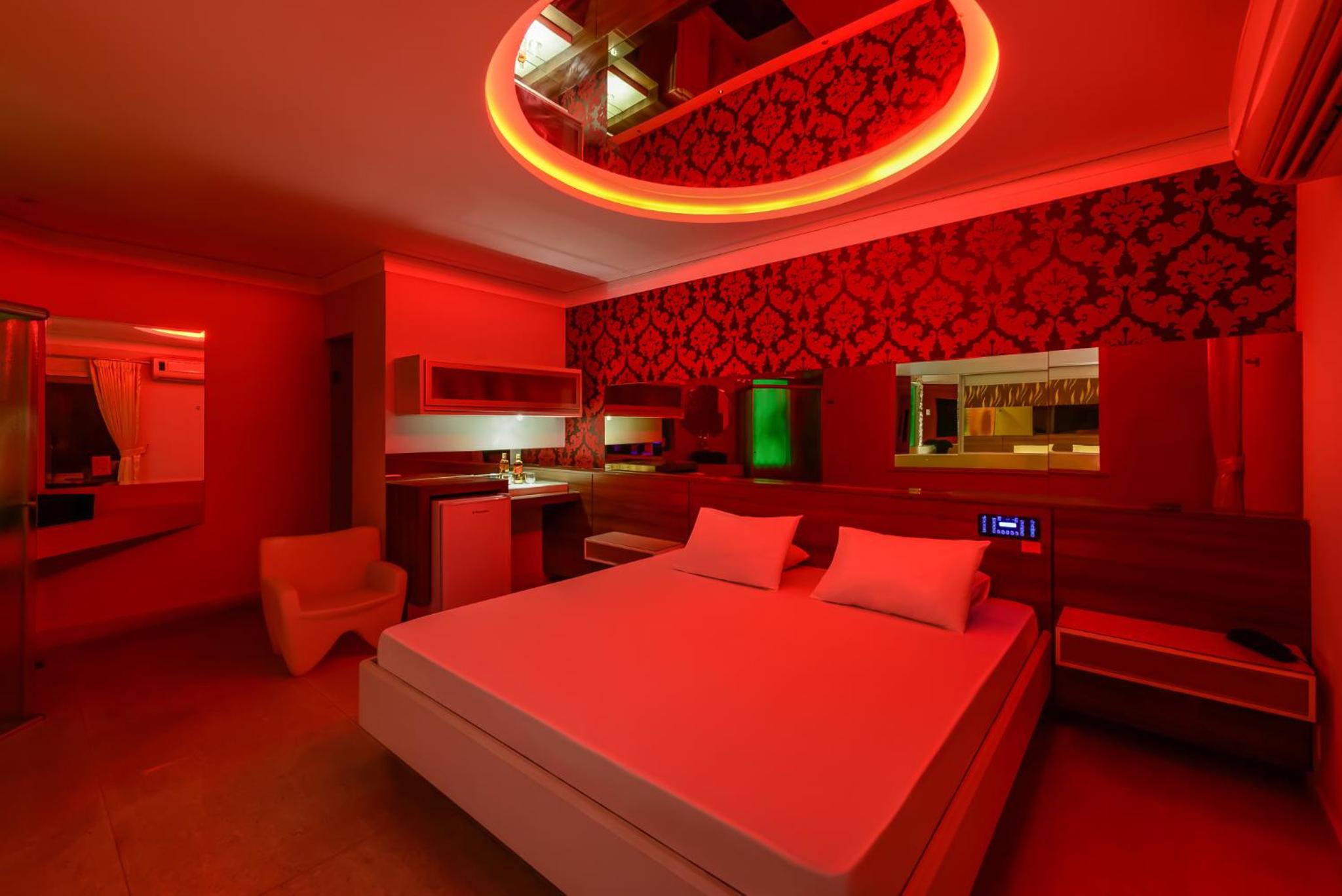 Eros Motel