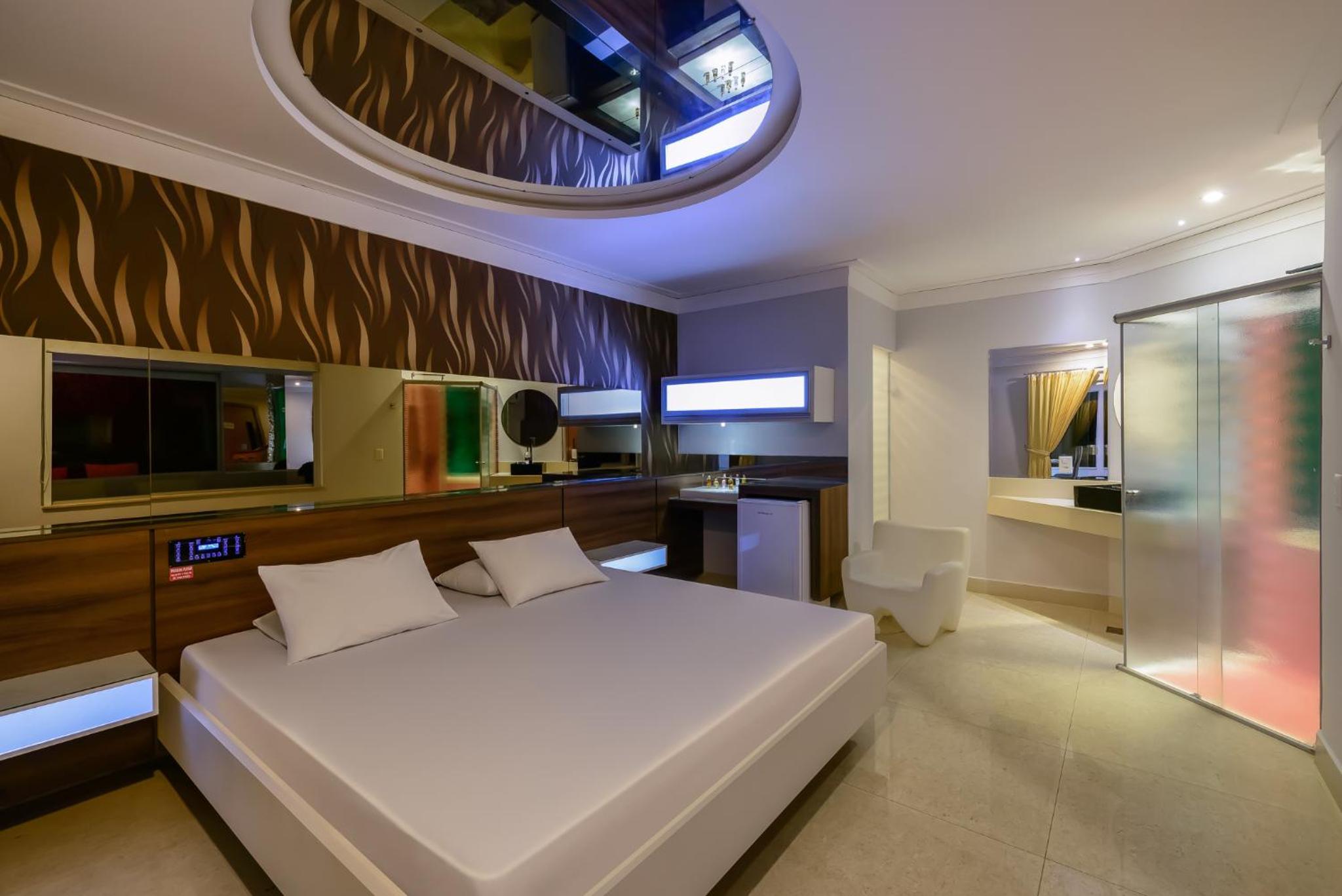 Eros Motel
