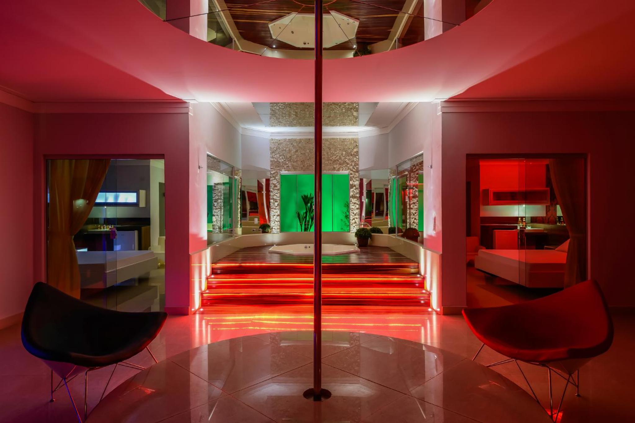 Eros Motel