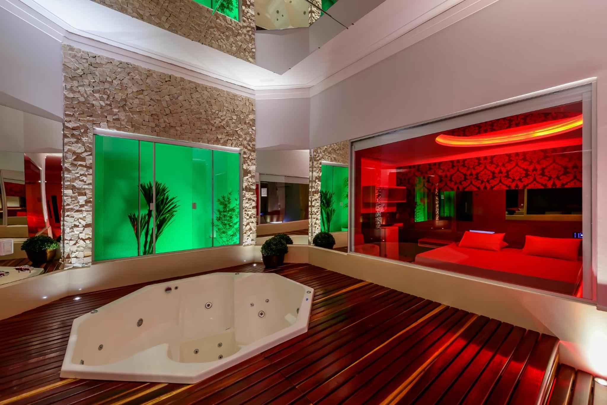 Eros Motel