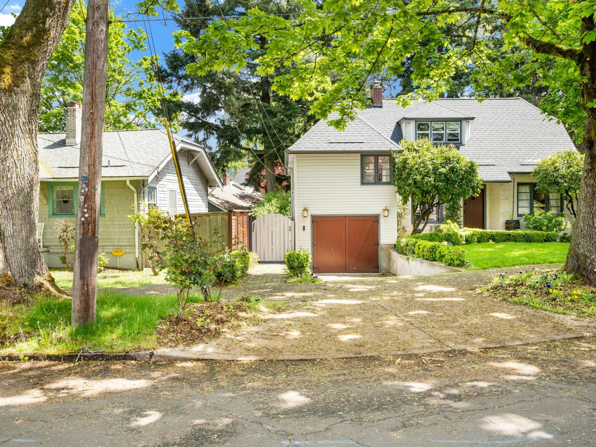 Adorable ADU in Laurelhurst - Amazing Location! view 3