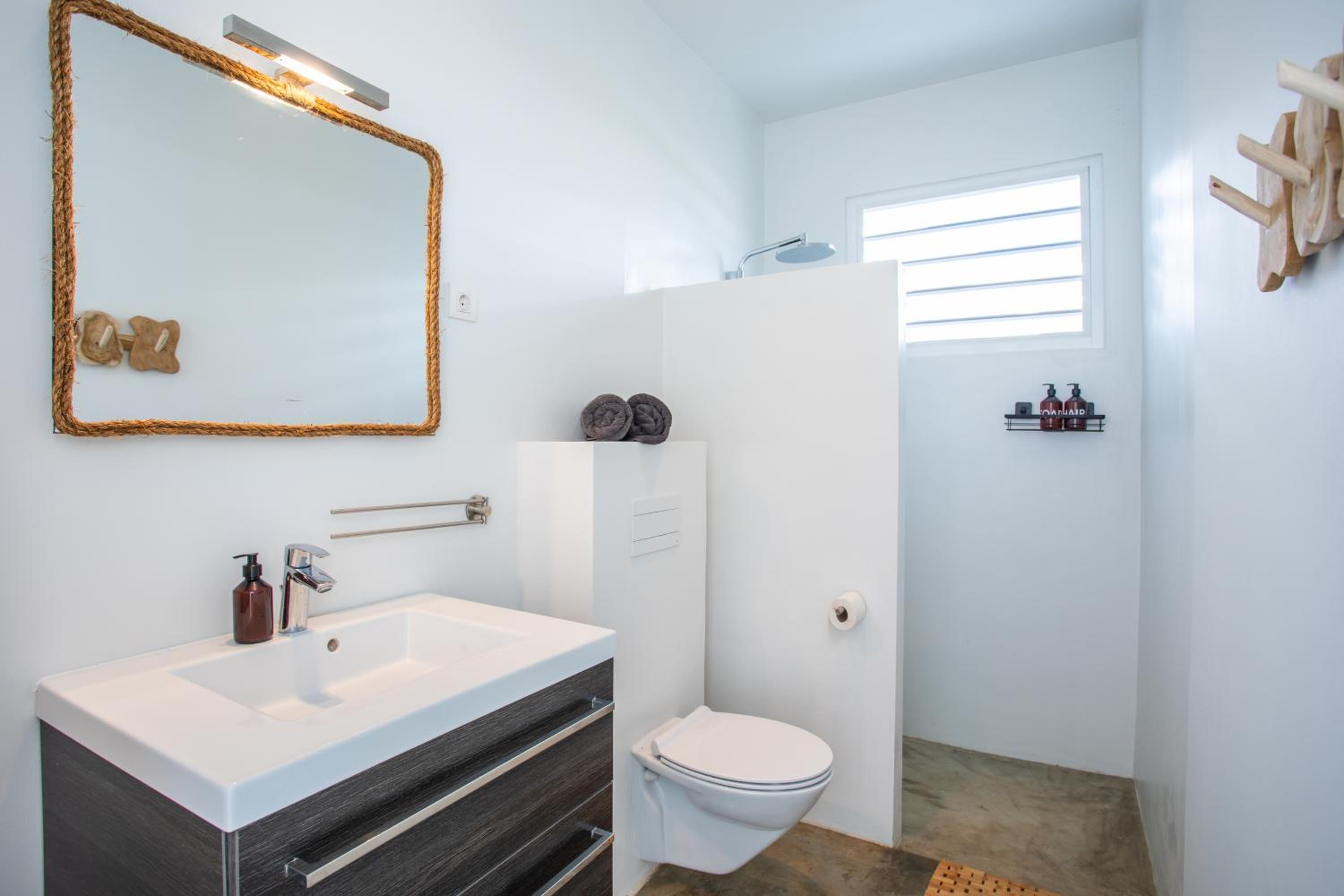 Nieuw! Villa South Beach Curacao, close to Jan Thiel