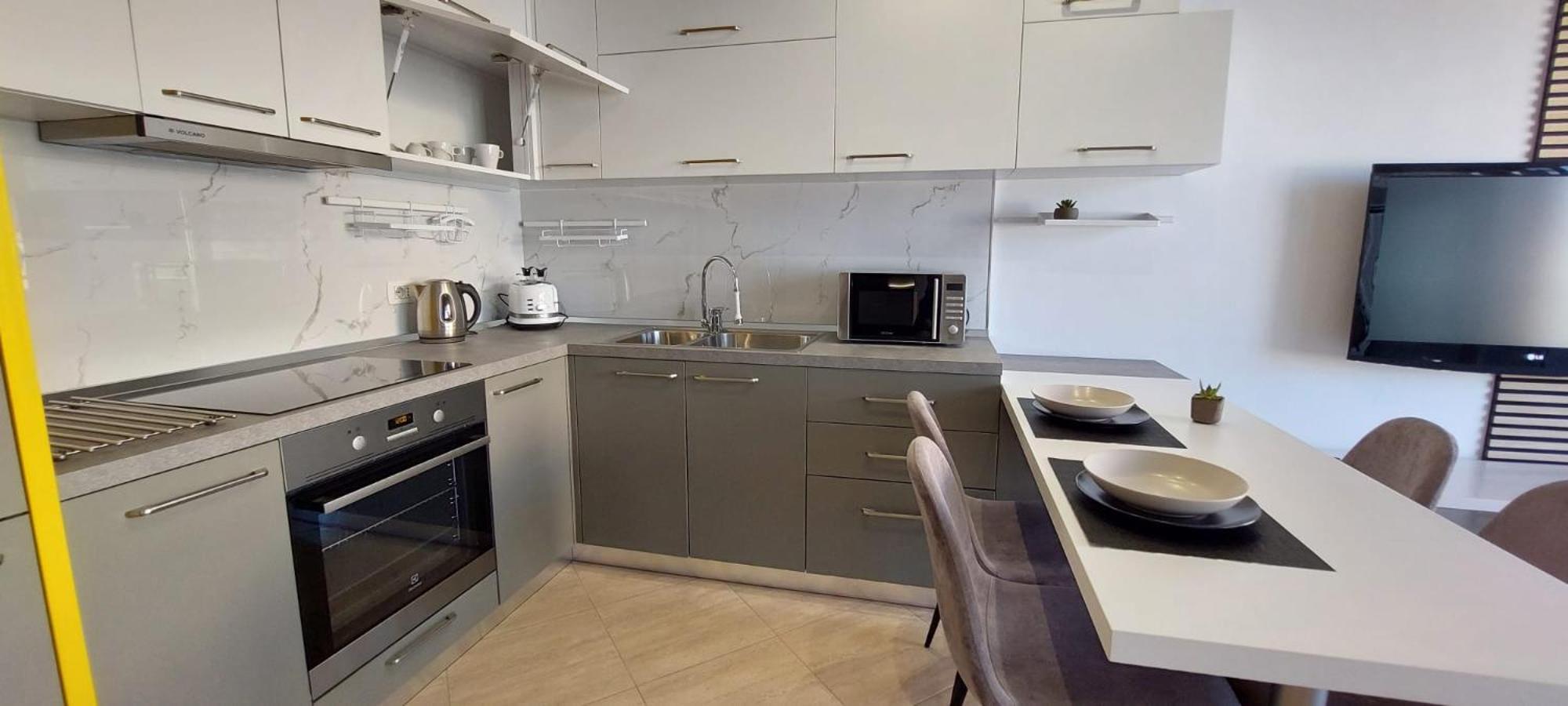 D&I Apartments