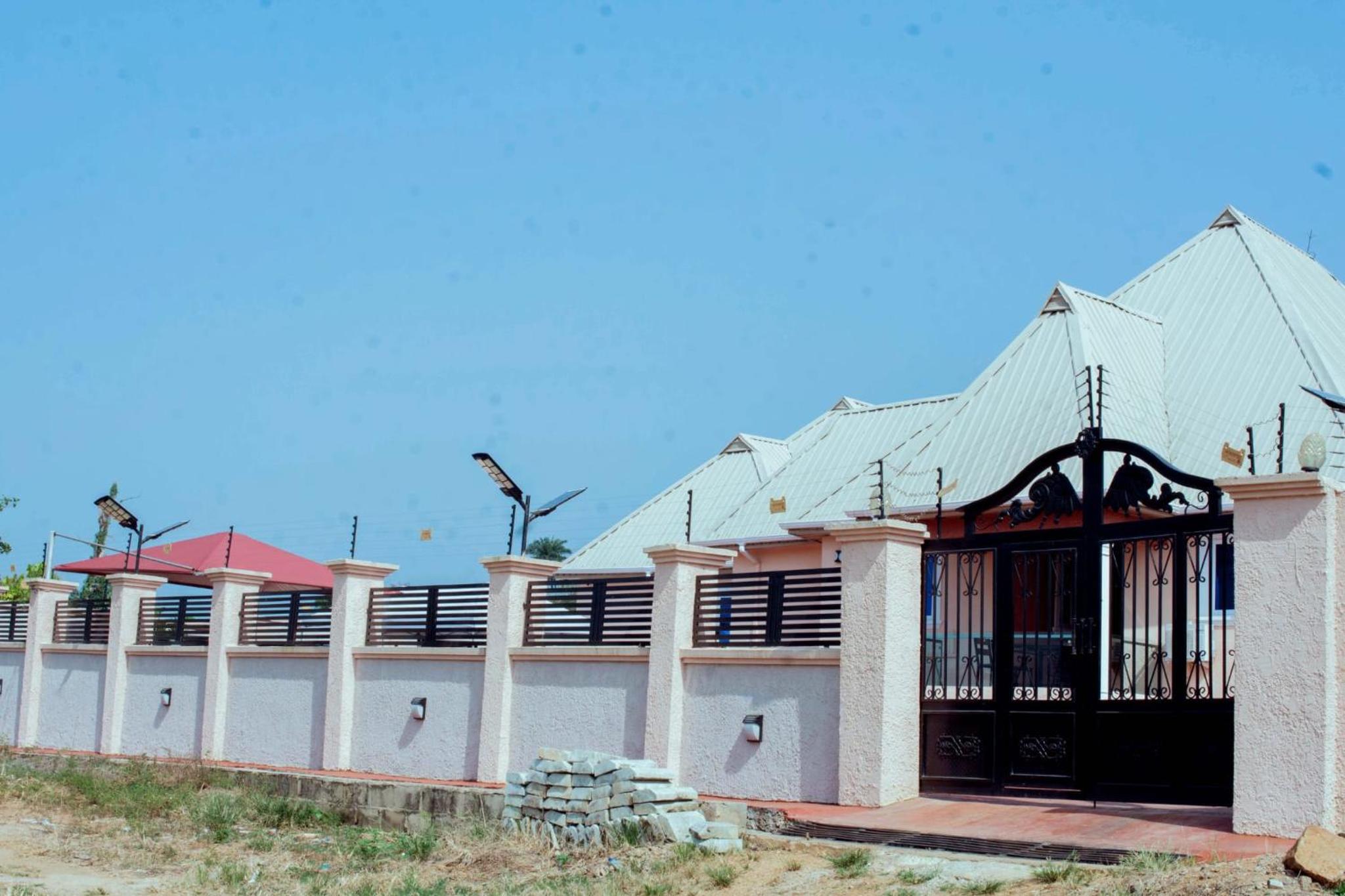 Feyintola Shortlet Apartment
