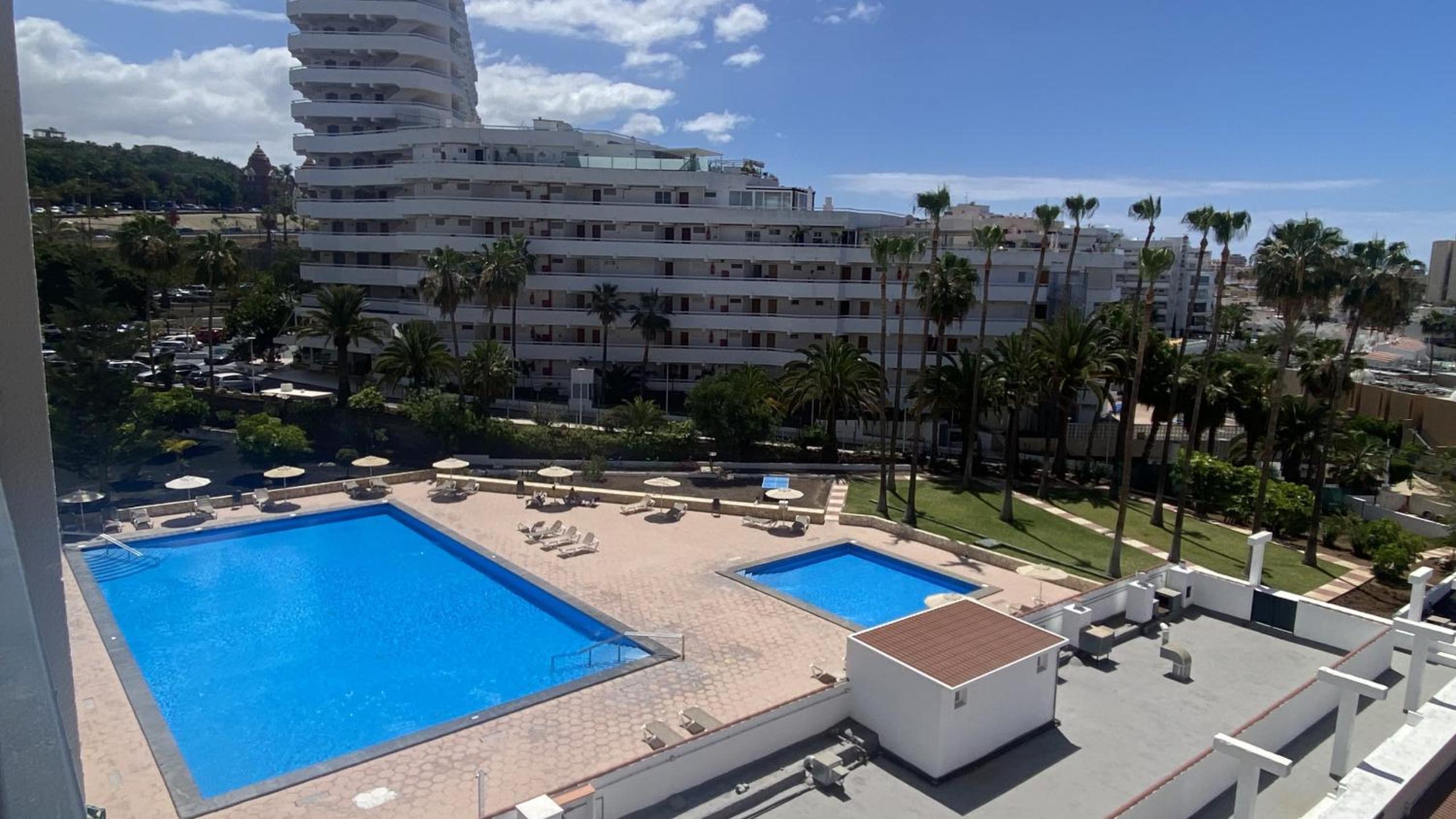 Costa Adeje Sun by Deihu Experiences en Playa de las Americas — recepcion & lobby