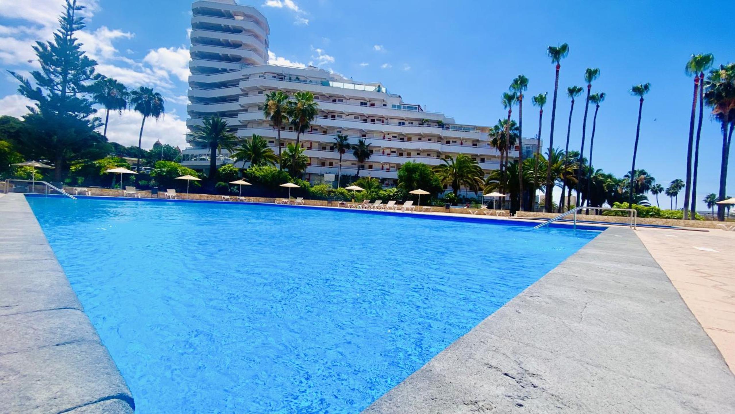 Costa Adeje Sun by Deihu Experiences en Playa de las Americas — recepcion & lobby